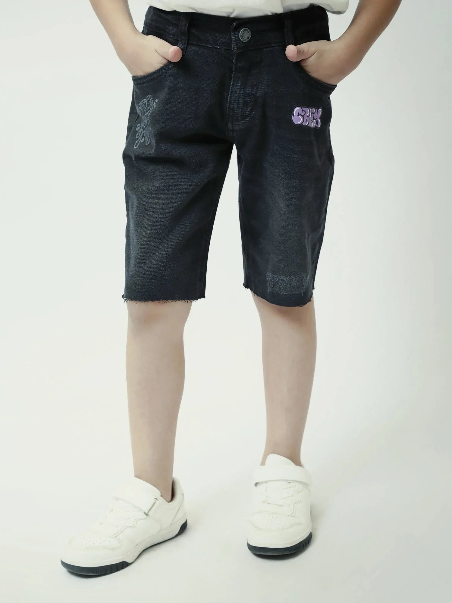 Short jean garçon noir avec revers et détails imprimés - SHR24SDPP75421MB1 - Justyol