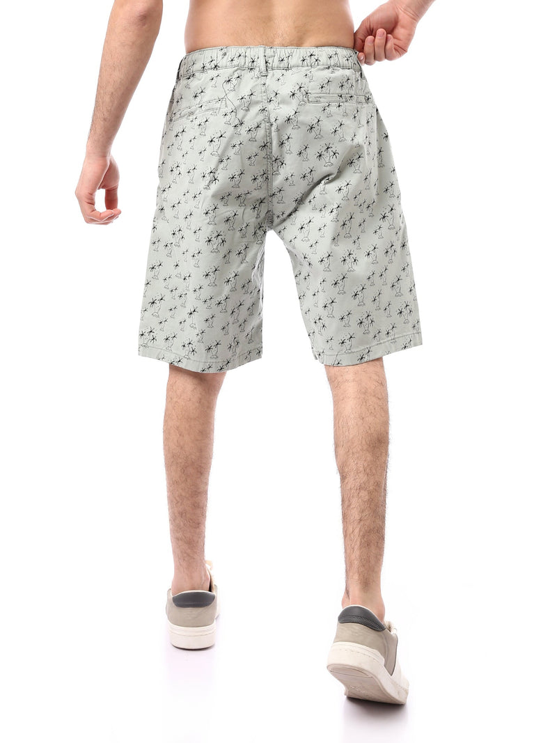 Short homme d’été avec taille élastique, cordon de serrage et imprimé palmiers – coloris clair – SHR24SGAS23183TM1