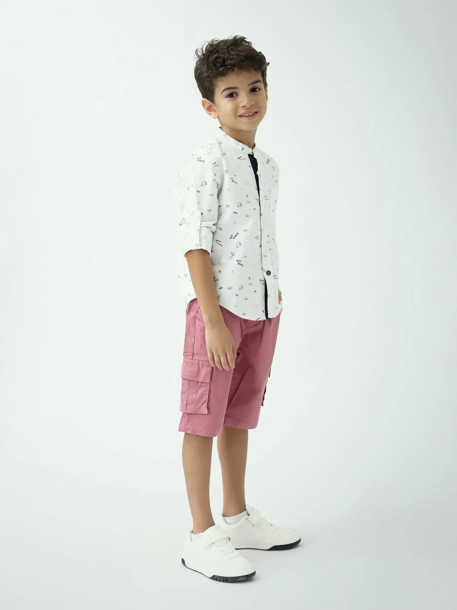 Short cargo garçon avec poches et taille élastique – SHR24SGBC75307MB1 - Justyol
