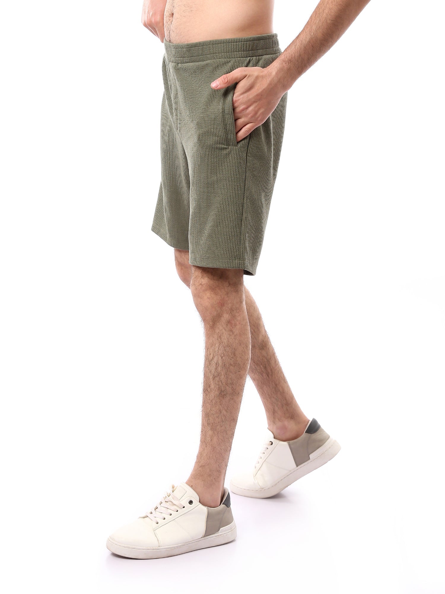 Short Homme Oversized Fit – Confort et Style Décontracté – SHR24SMBX15002TM1