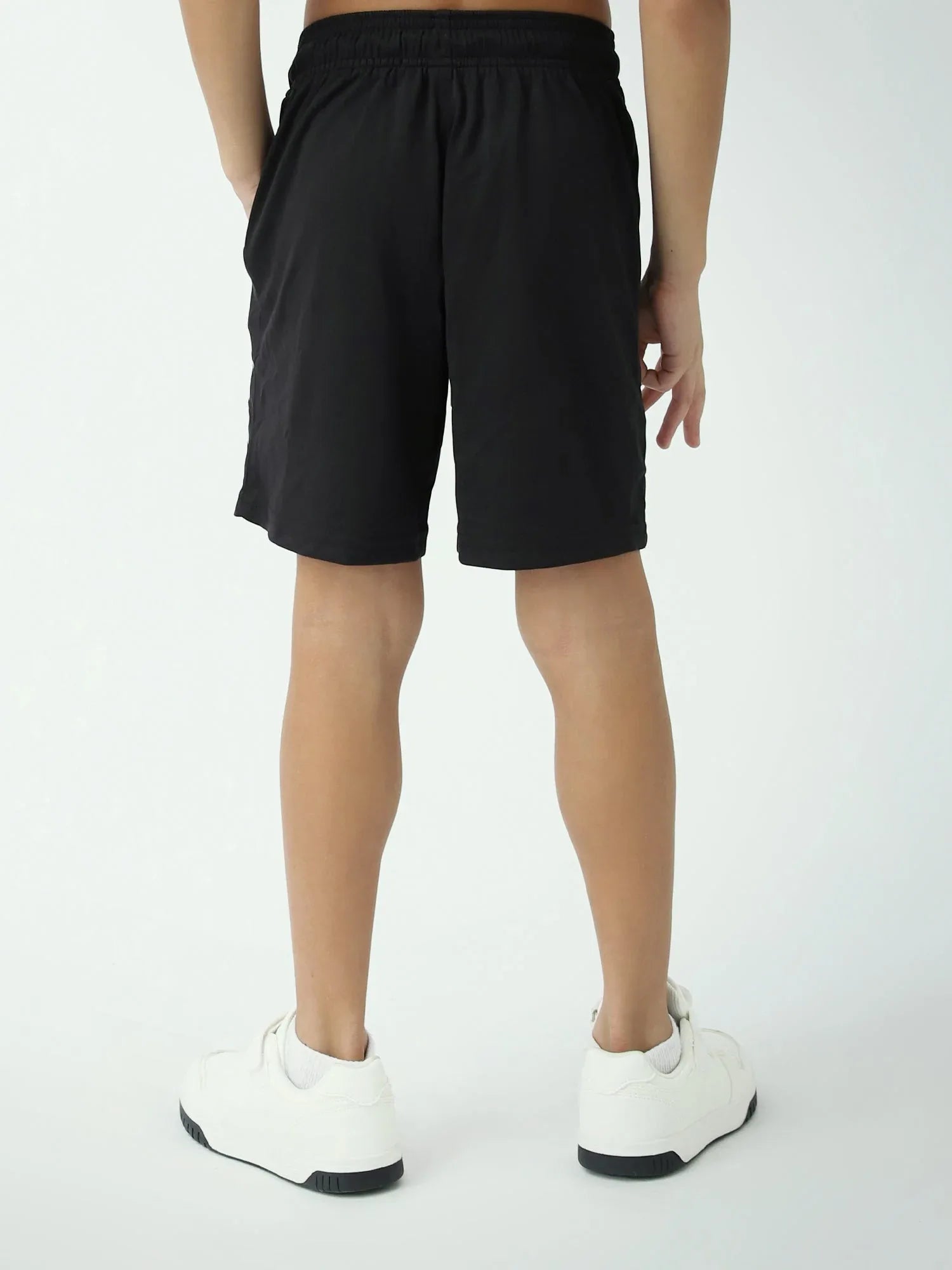Short garçon noir sport avec poches zippées et bandes réfléchissantes - SHR24SSPS75644MB1 - Justyol