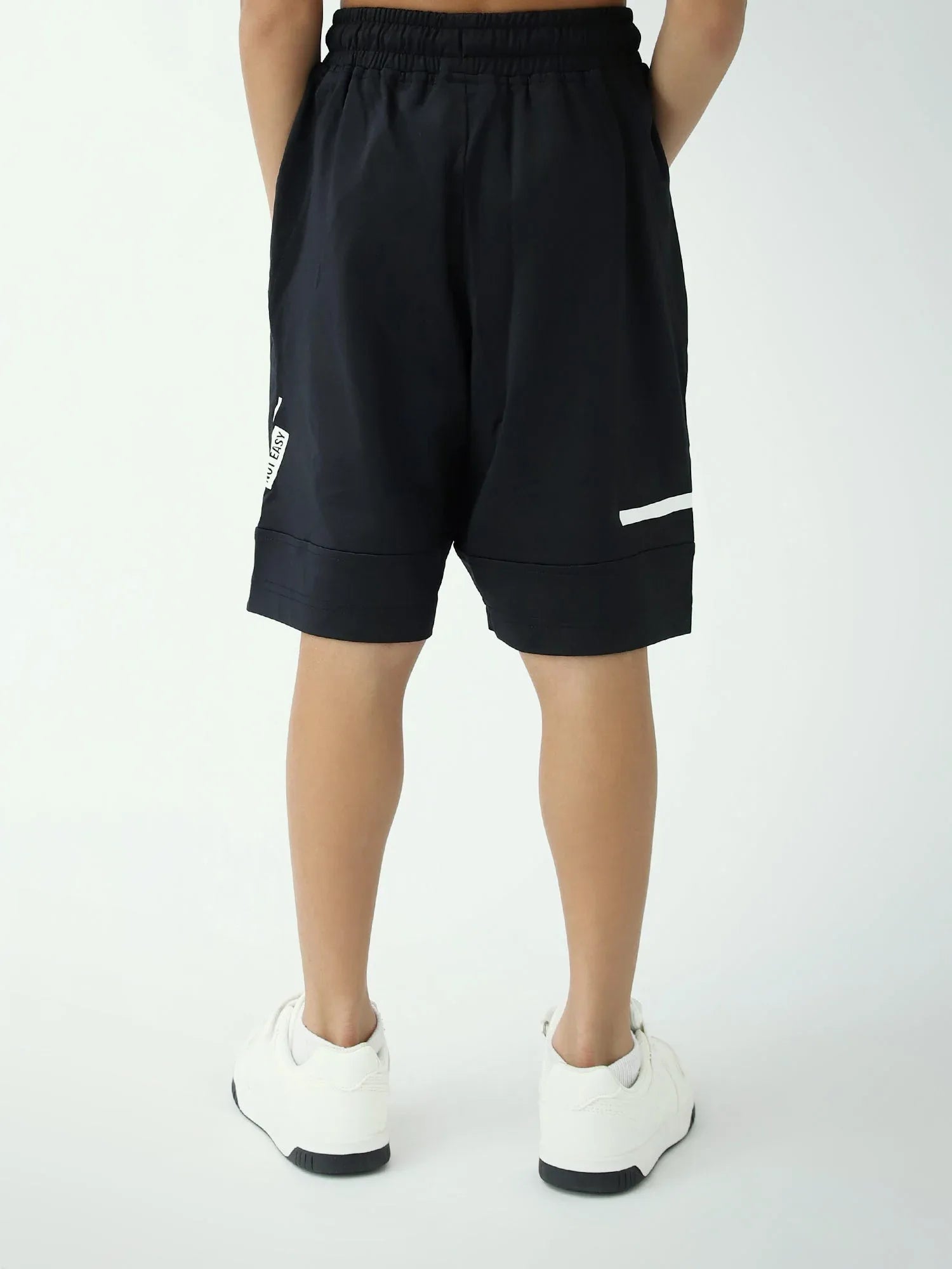 Short garçon noir sport avec cordon, poches zippées – coupe confort - SHR24SSPS75645MB1 - Justyol