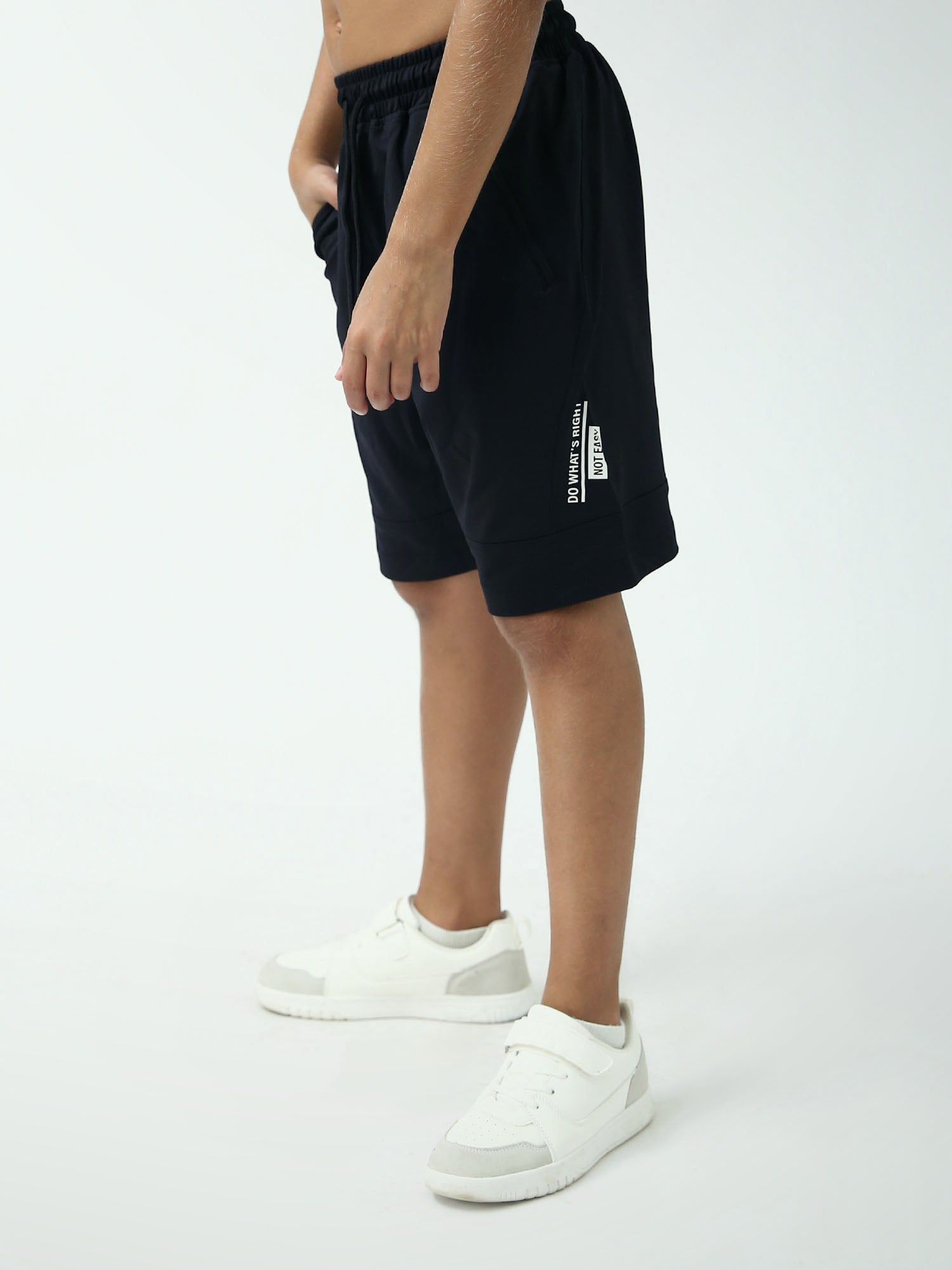 Short ado garçon noir sport avec cordon et poches – coupe confort - SHR24SSPS75645MJ1