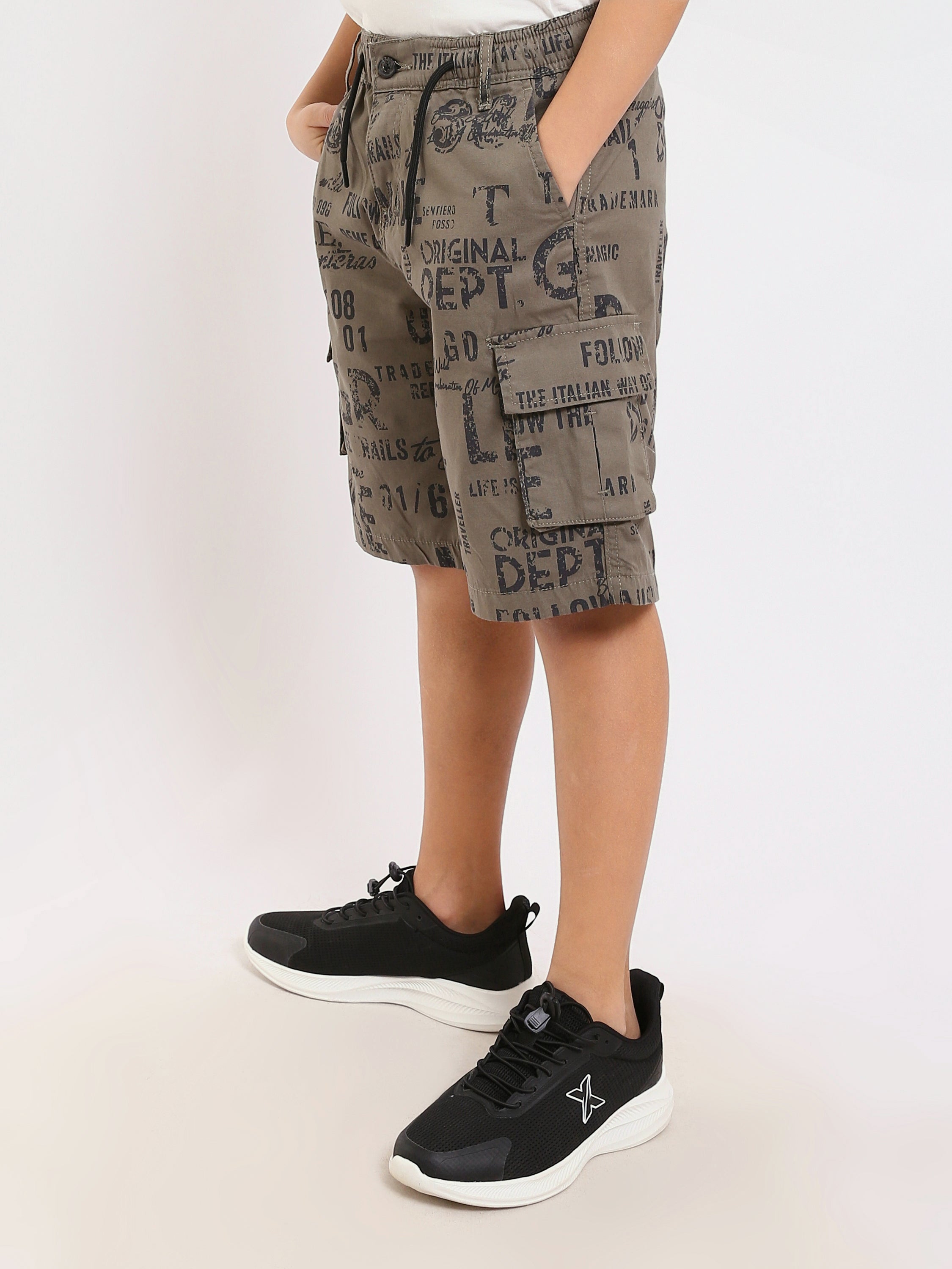 Short Garçon Olive Imprimé – Style Urbain et Confortable - SHR25SGAS23179TB1