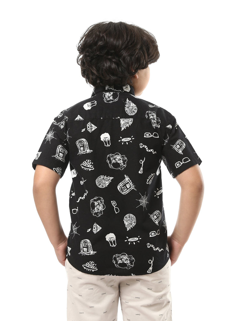 Chemise garçon à manches courtes avec imprimé distinctif – SSH24SAIC19405TB1
