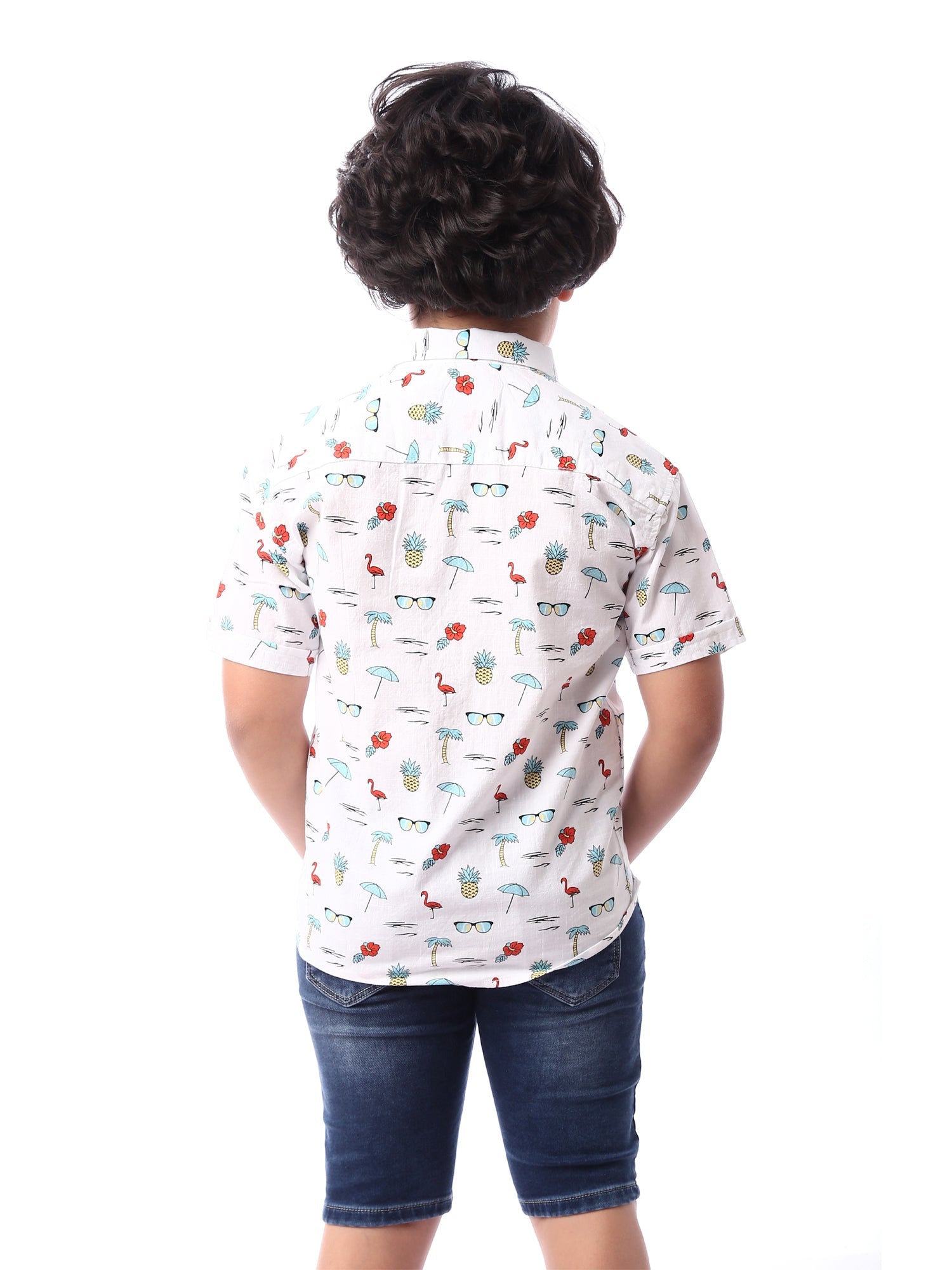 Chemise garçon à manches courtes ornée de motifs, avec boutons sur le devant – SSH24SASR31108TB1