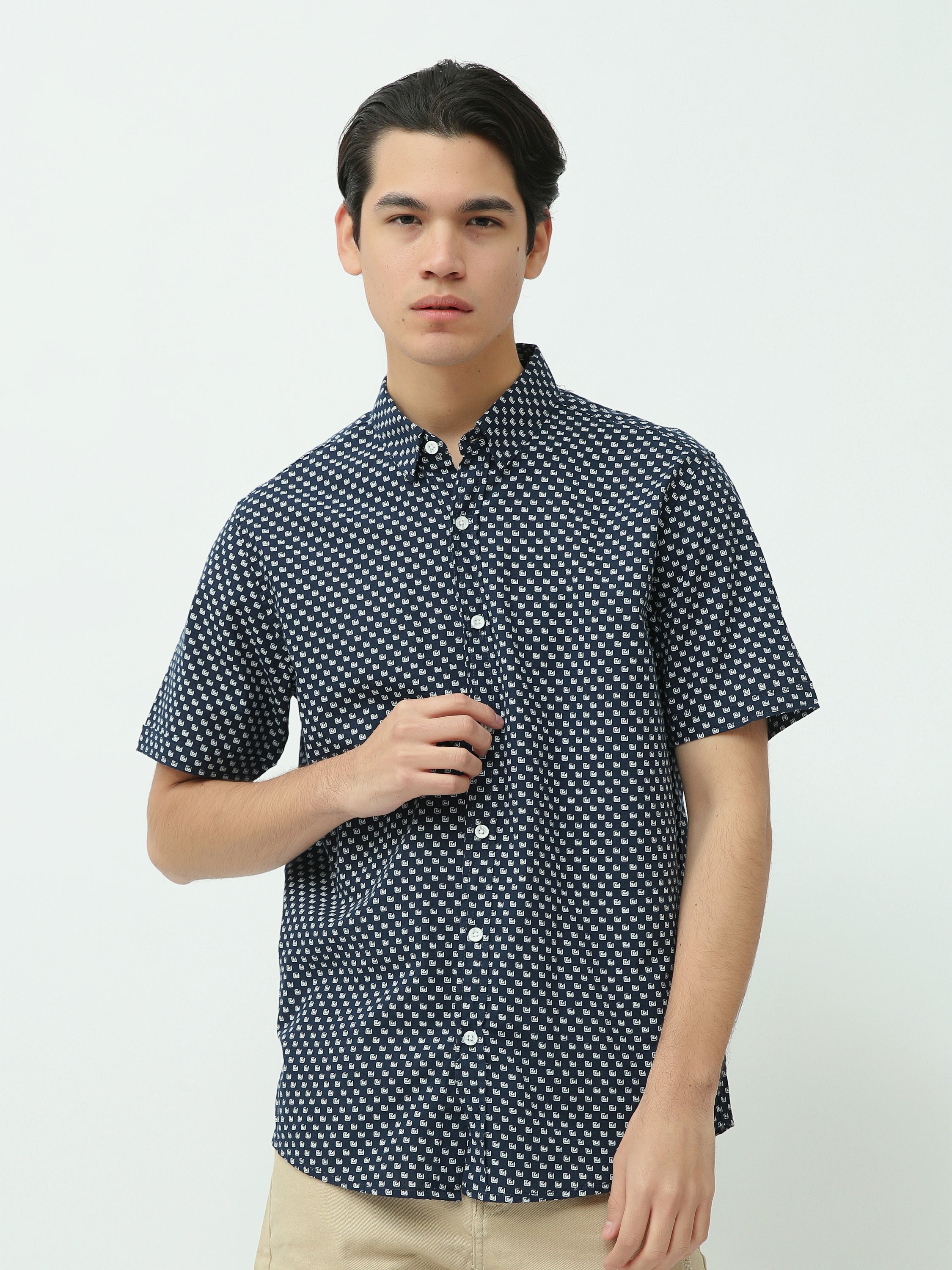 Chemise homme avec imprimé géométrique et couleurs chaudes - SSH25SACR16152TM1
