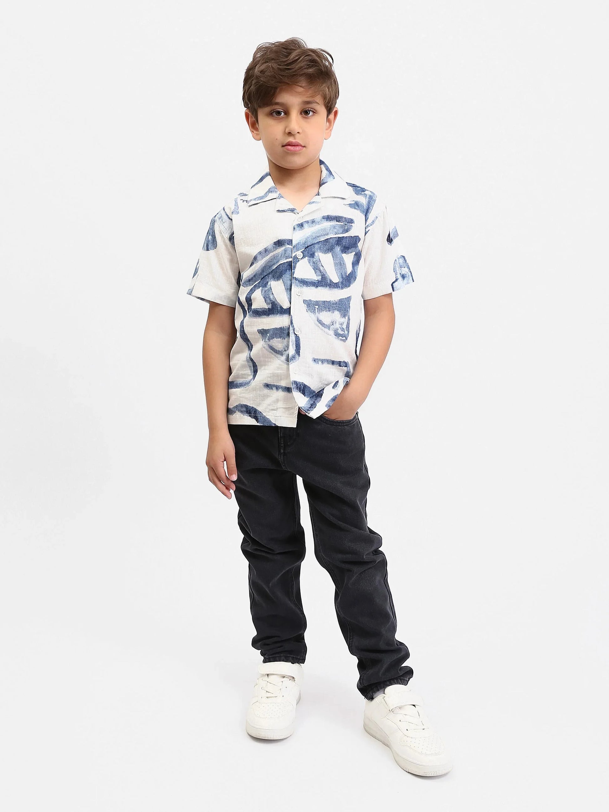 Chemise garçon à manches courtes imprimé abstrait – SSH25SAIC76484MB1 - Justyol