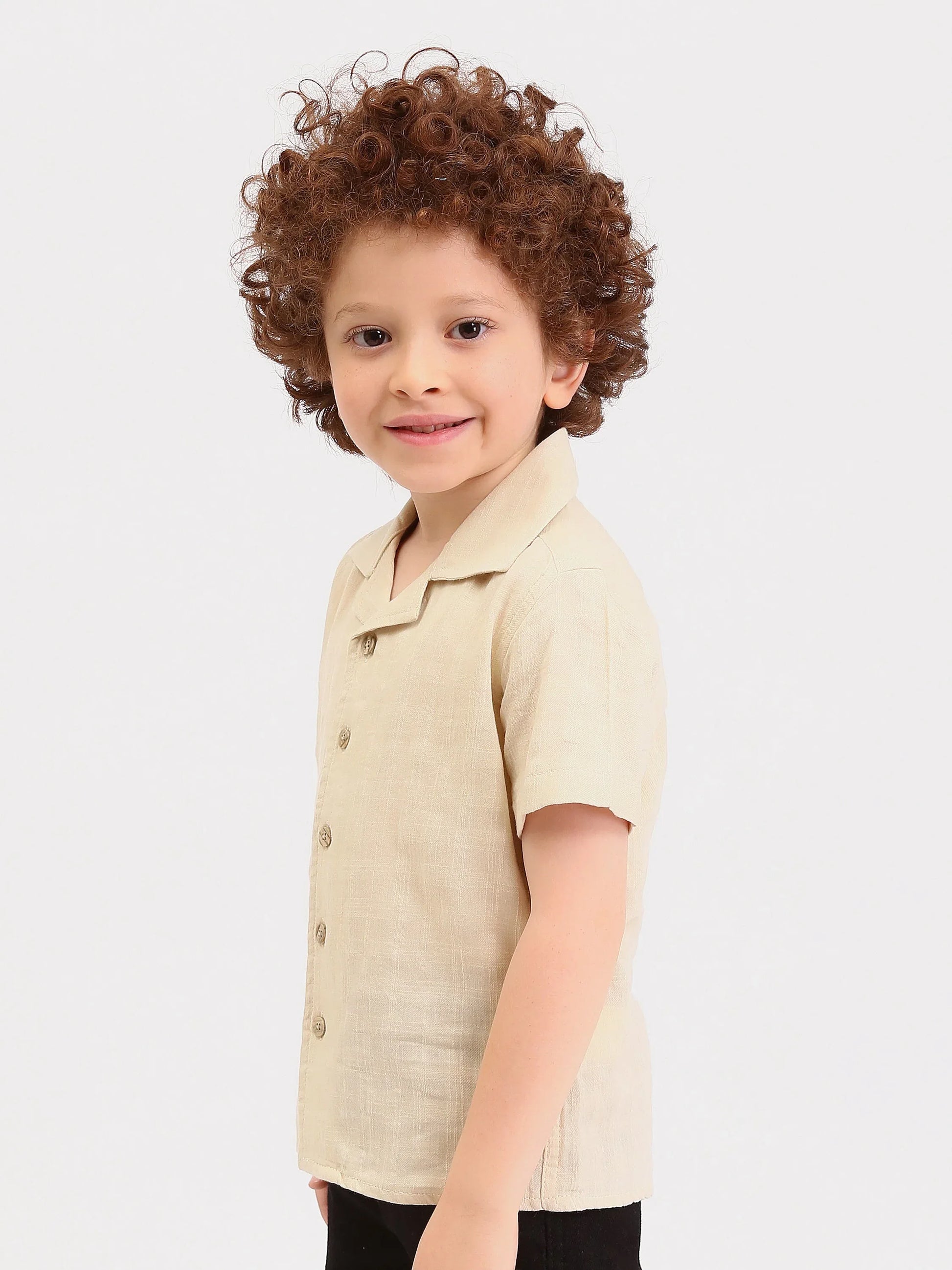 Chemise garçon manches courtes col cubain – effet lin beige - SSH25SELR76463MB1 - Justyol