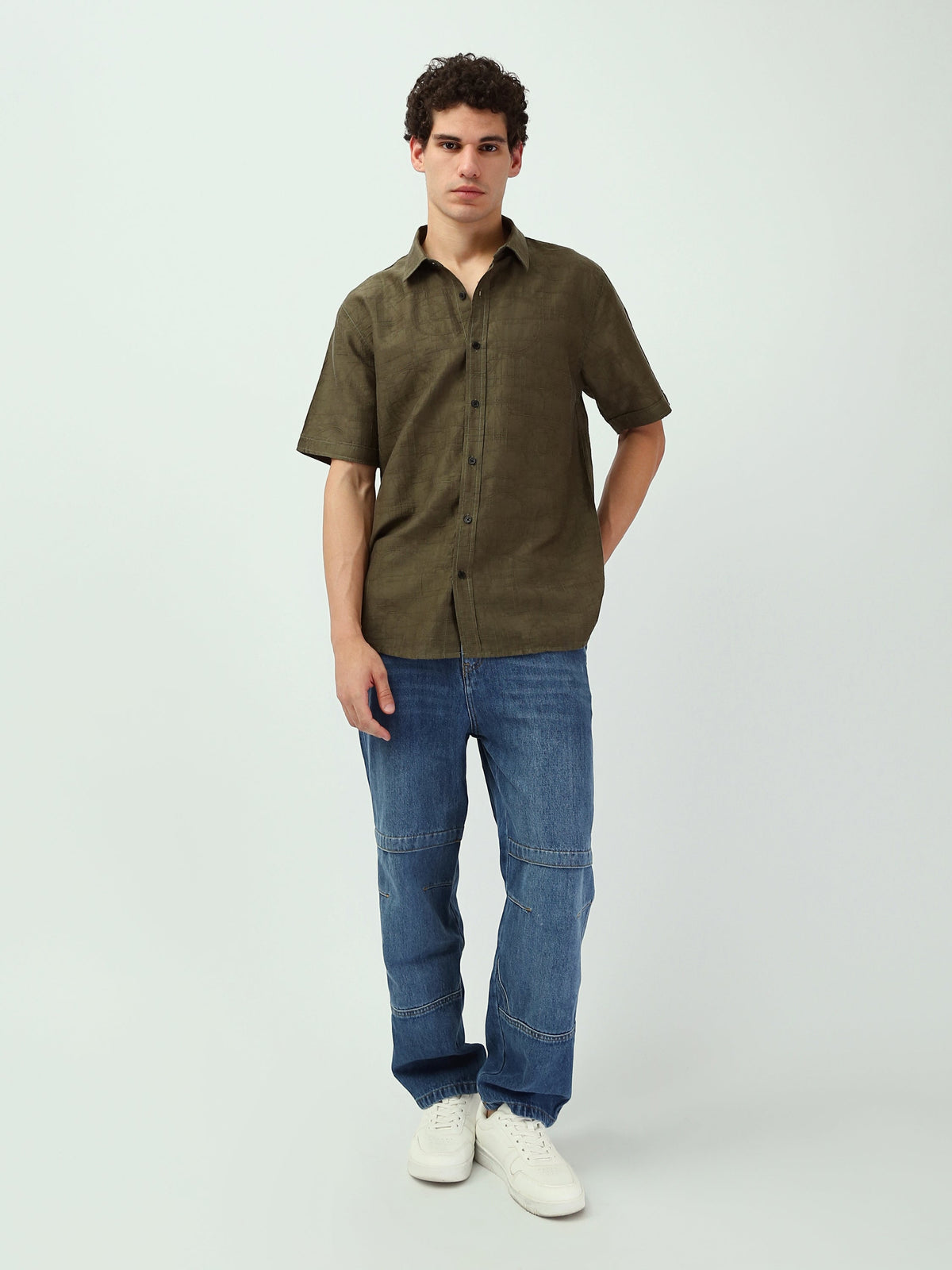 Chemise homme à manches courtes avec motifs modernes – SSH25SJCR16170TM1
