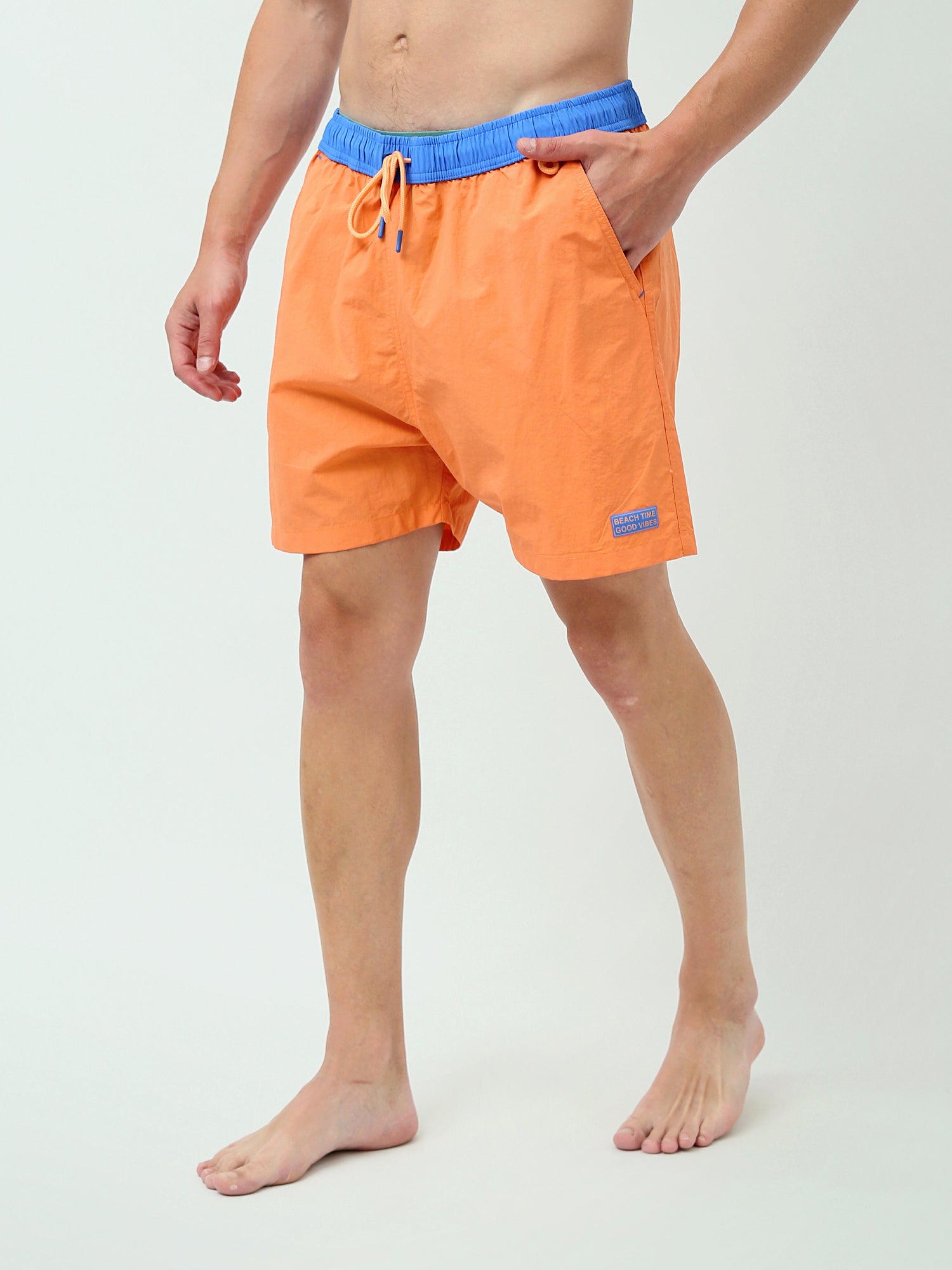 Short de bain pour homme en tissu léger et à séchage rapide – Design confortable avec ceinture ajustable – SWO24SSAE11394TM1