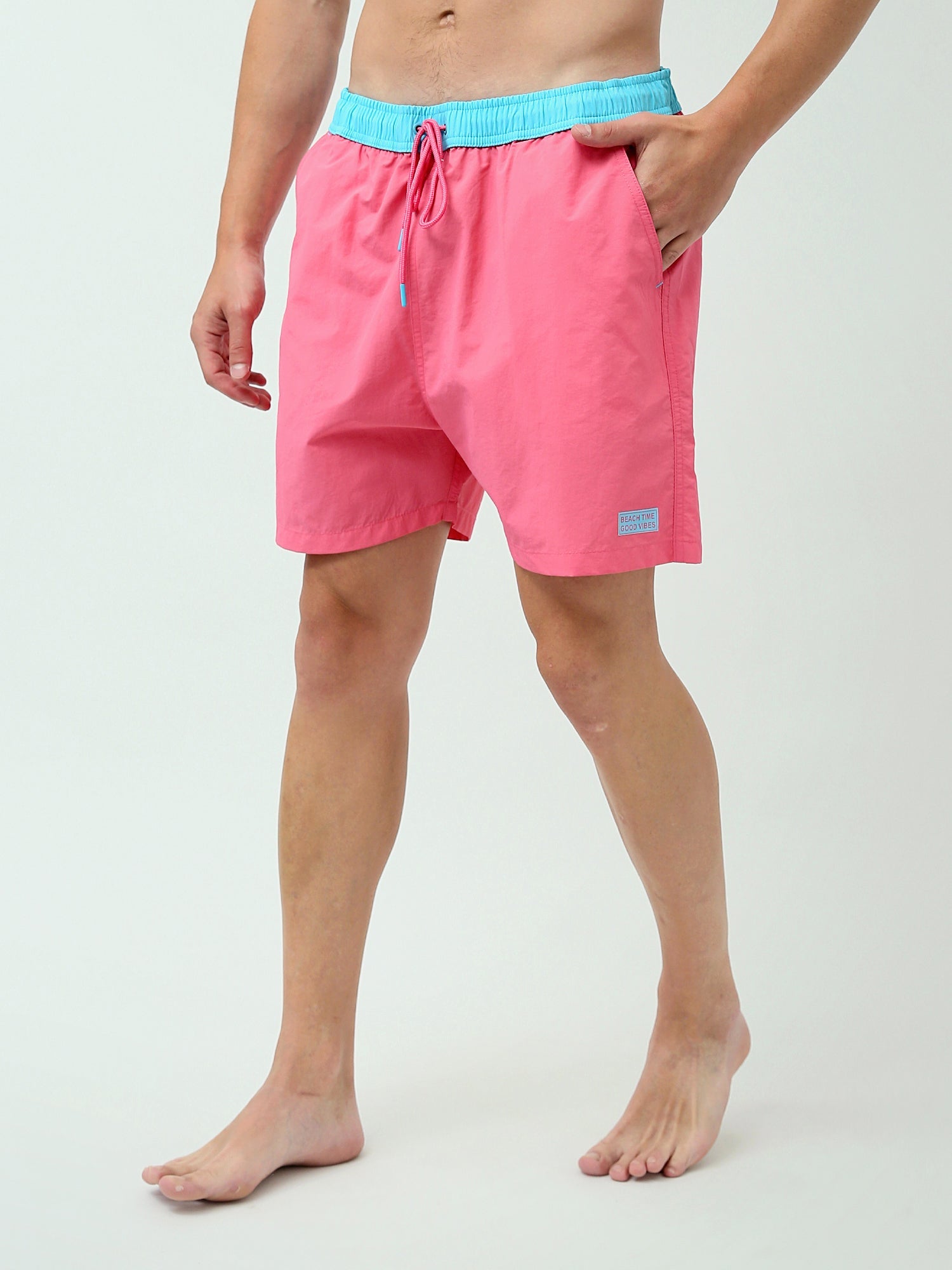 Short de bain pour homme en tissu léger et à séchage rapide – Design confortable avec ceinture ajustable – SWO24SSAE11394TM1
