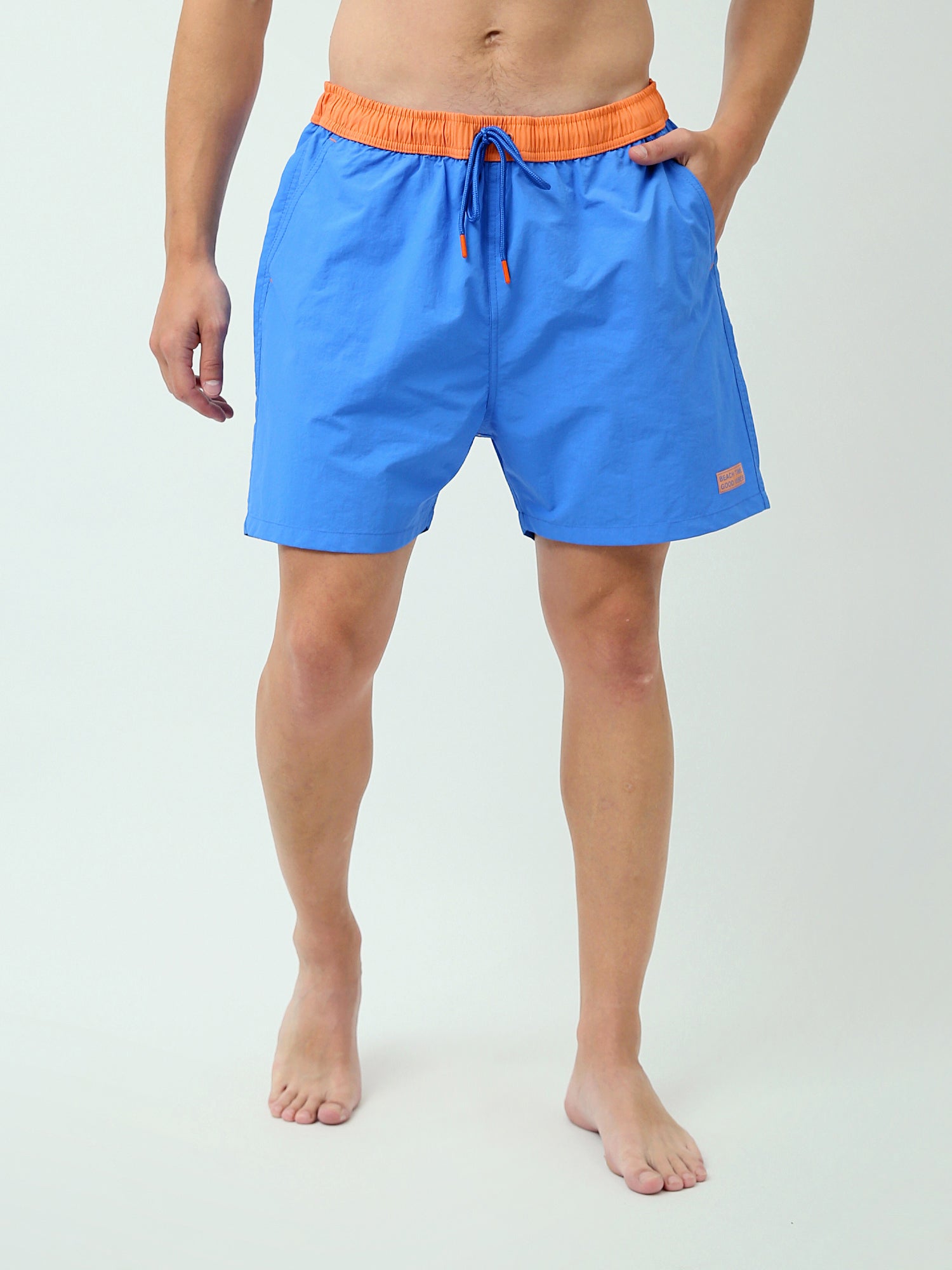 Short de bain pour homme en tissu léger et à séchage rapide – Design confortable avec ceinture ajustable – SWO24SSAE11394TM1