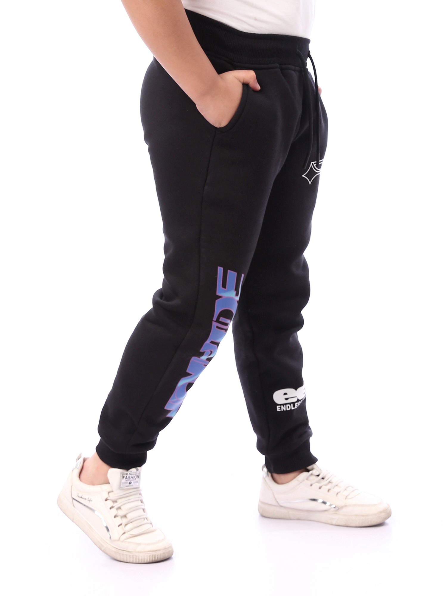Pantalon garçon avec imprimé graffiti moderne – Design confortable pour un usage quotidien - SWP24WMPS31398TB1