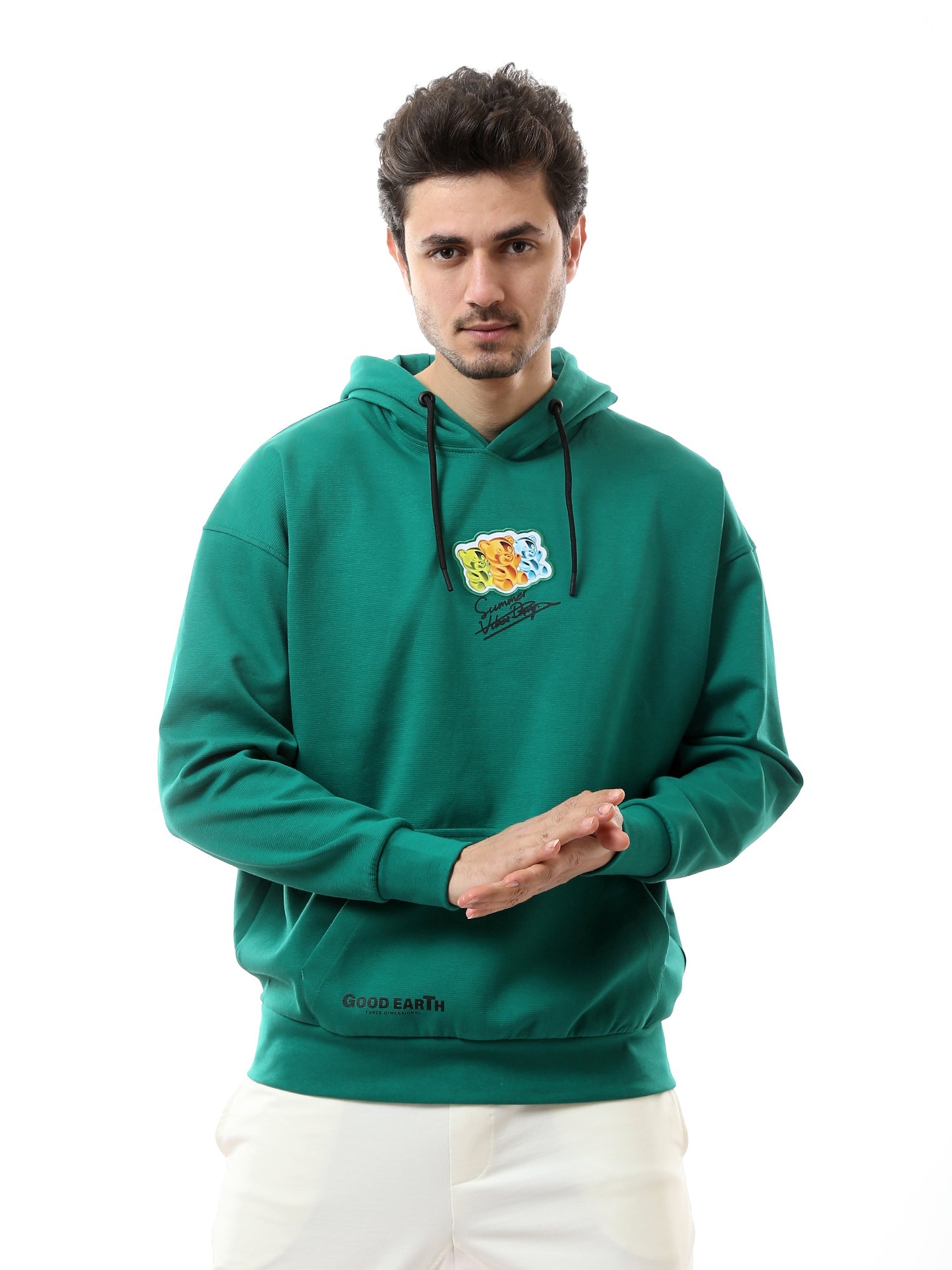 هودي رجالي أوفر سايز بتصميم عصري وطبعة مميزة على الصدر - SWS24WHNK26082TM1