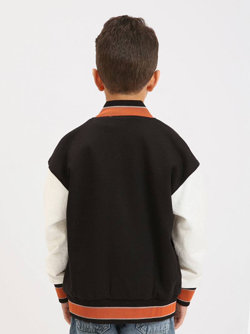Veste teddy garçon à boutons-pression, style varsity, patchs “H” et finitions contrastées - SWS25WBNS76026MB1
