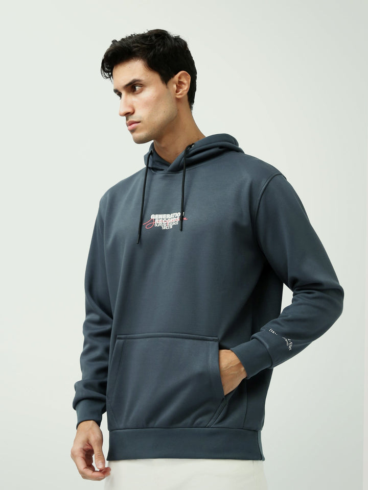 سويتشيرت رجالي بغطاء رأس مع طباعة بتصميم مريح وعصري - SWS25WHNK26256TM1