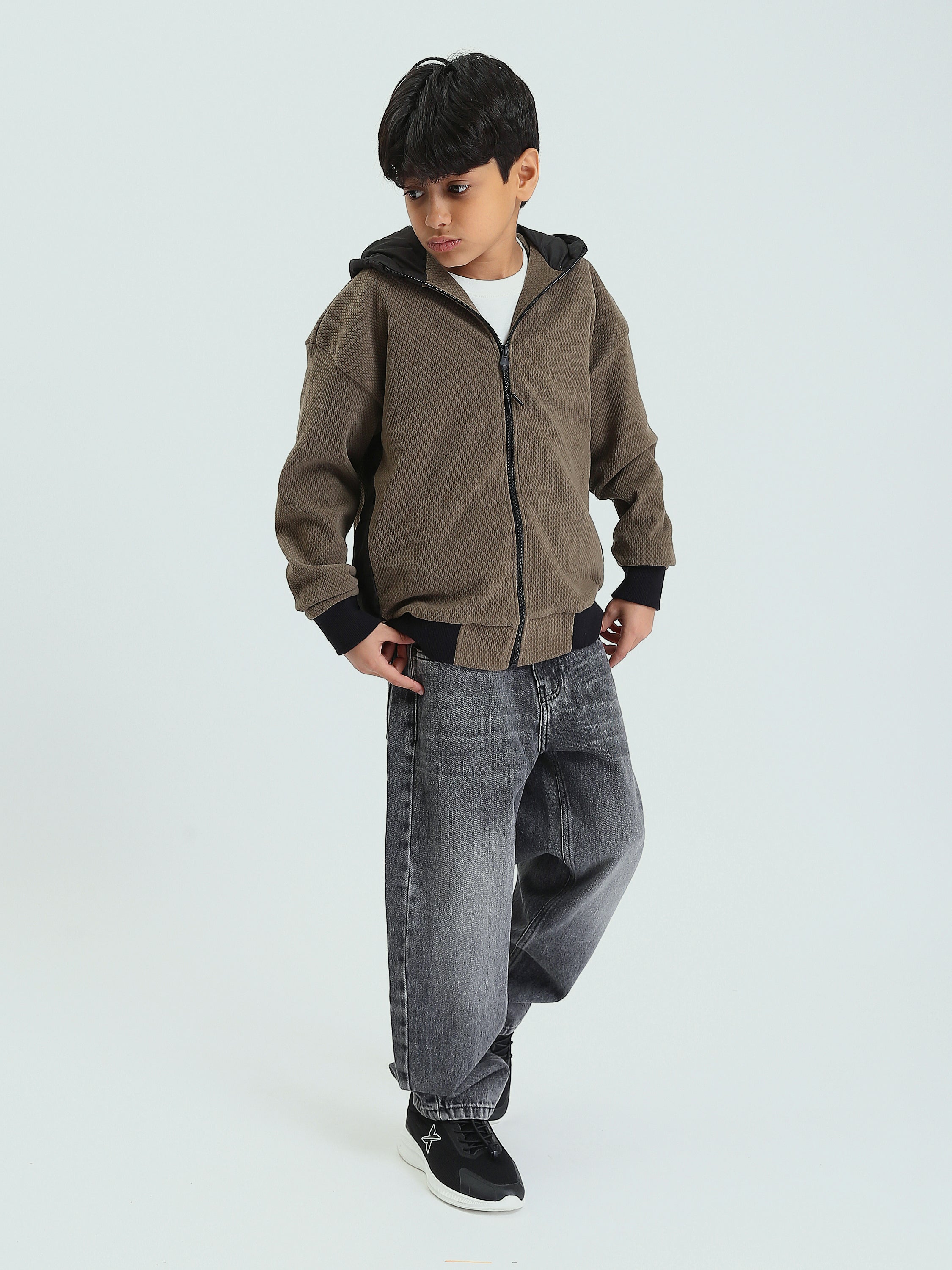 Sweat à capuche zippé garçon, texture relief, coloris olive avec détails noirs - SWS25WHNK26293TB1