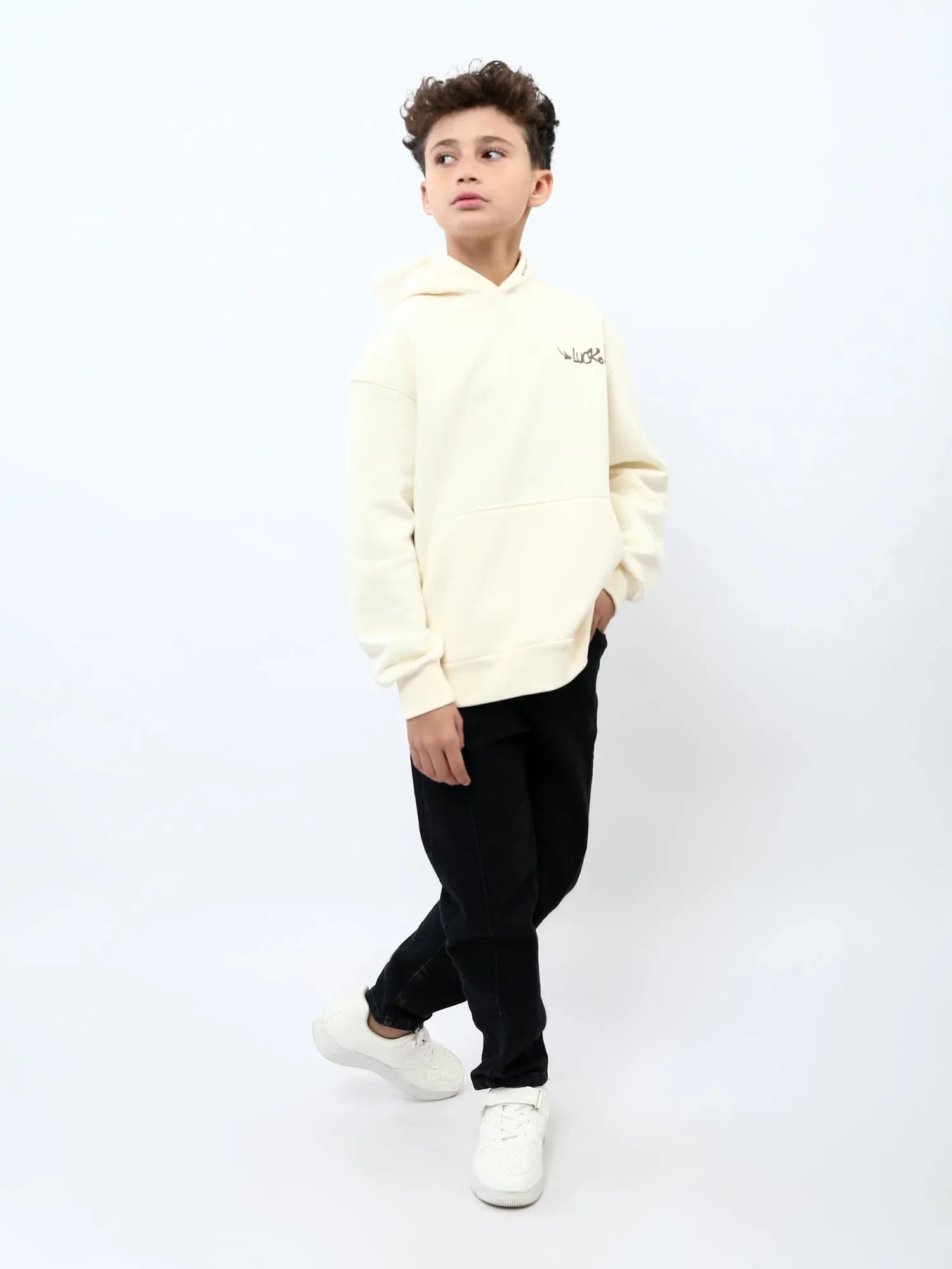 Sweat à capuche ado garçon avec poche kangourou et imprimé Luck – SWS25WHNK76069MJ1 - Justyol