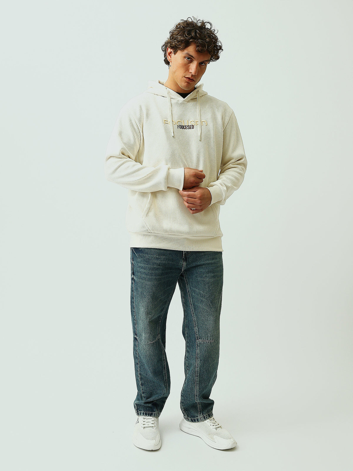 Sweatshirt Homme Oversize à Capuche et Broderie Focused - SWS26WHEK26413TM1