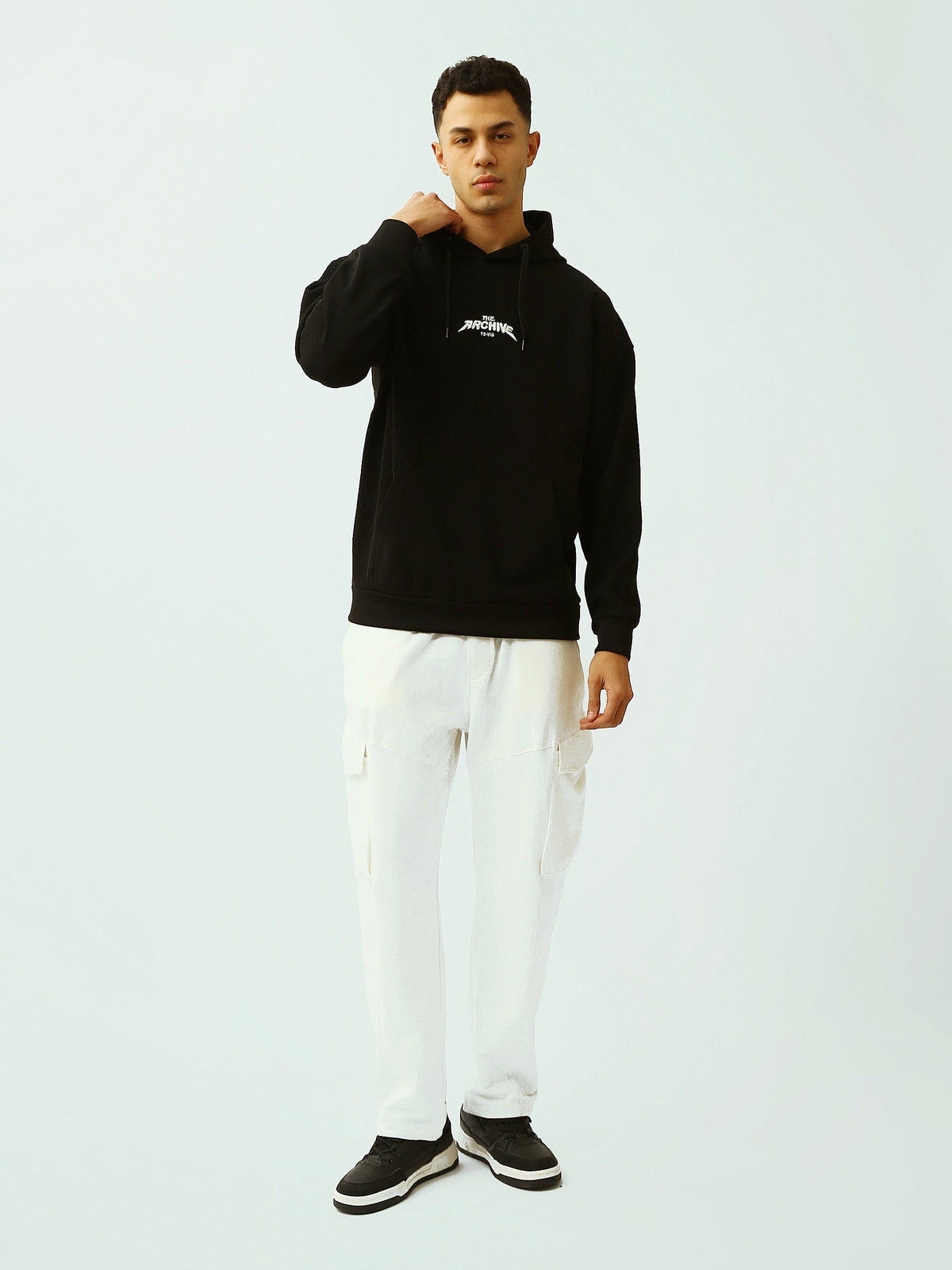 Sweat à Capuche Homme Noir Oversize avec Imprimé – Style Streetwear - SWS26WHEK26526TM1