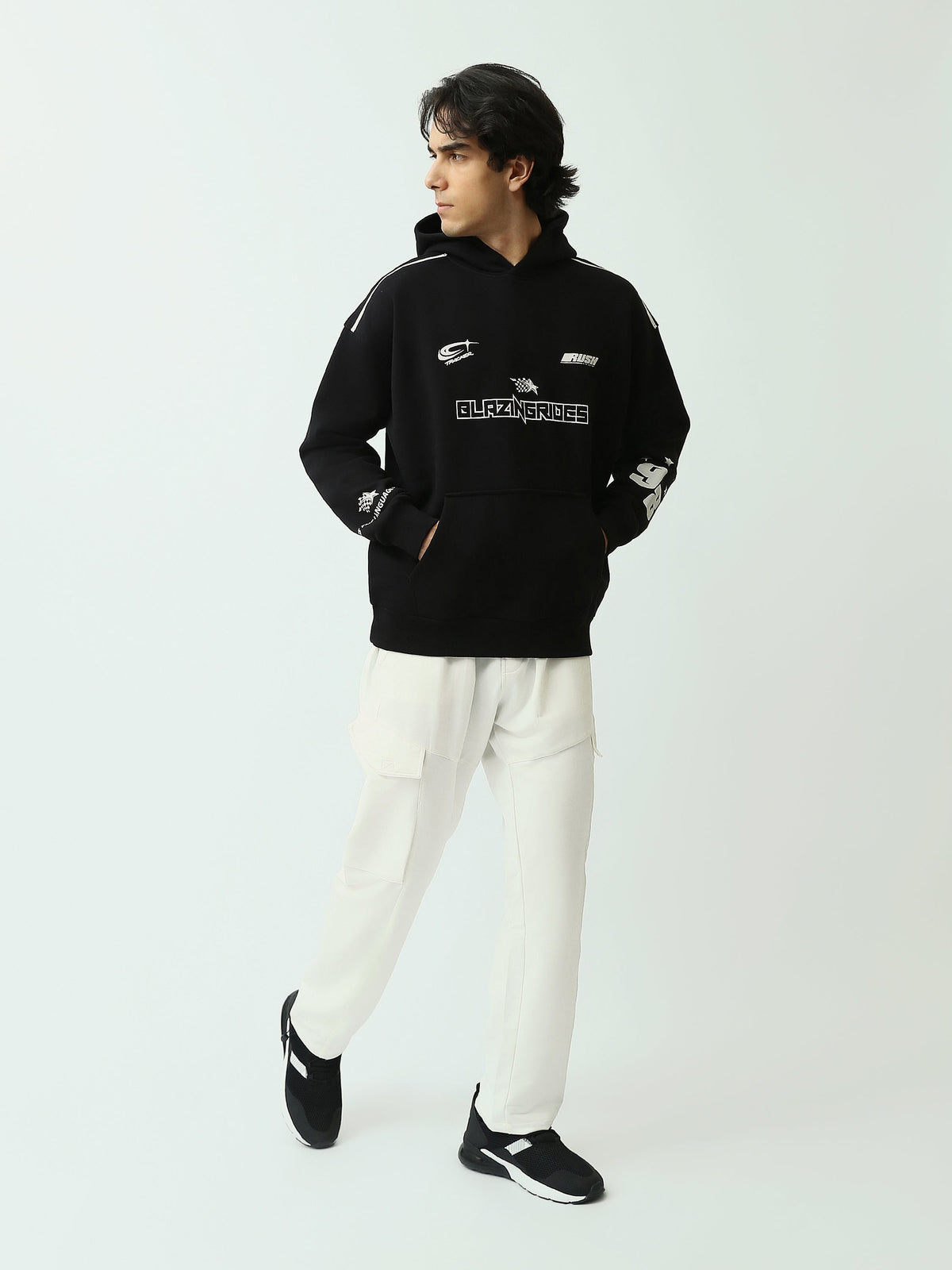 Sweat à Capuche Homme Oversize avec Imprimés Racing Streetwear - SWS26WHNK26371TM1
