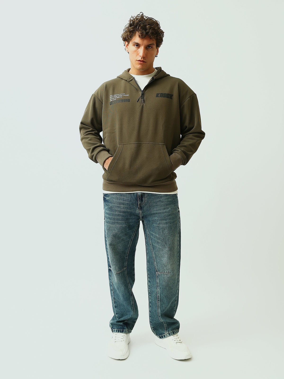 Sweat à Capuche Homme Oversize à Col Zippé et Imprimé Graphique - SWS26WHNK26439TM1