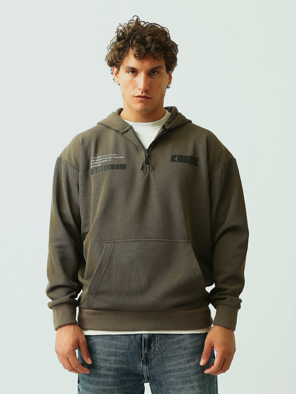 Sweat à Capuche Homme Oversize à Col Zippé et Imprimé Graphique - SWS26WHNK26439TM1
