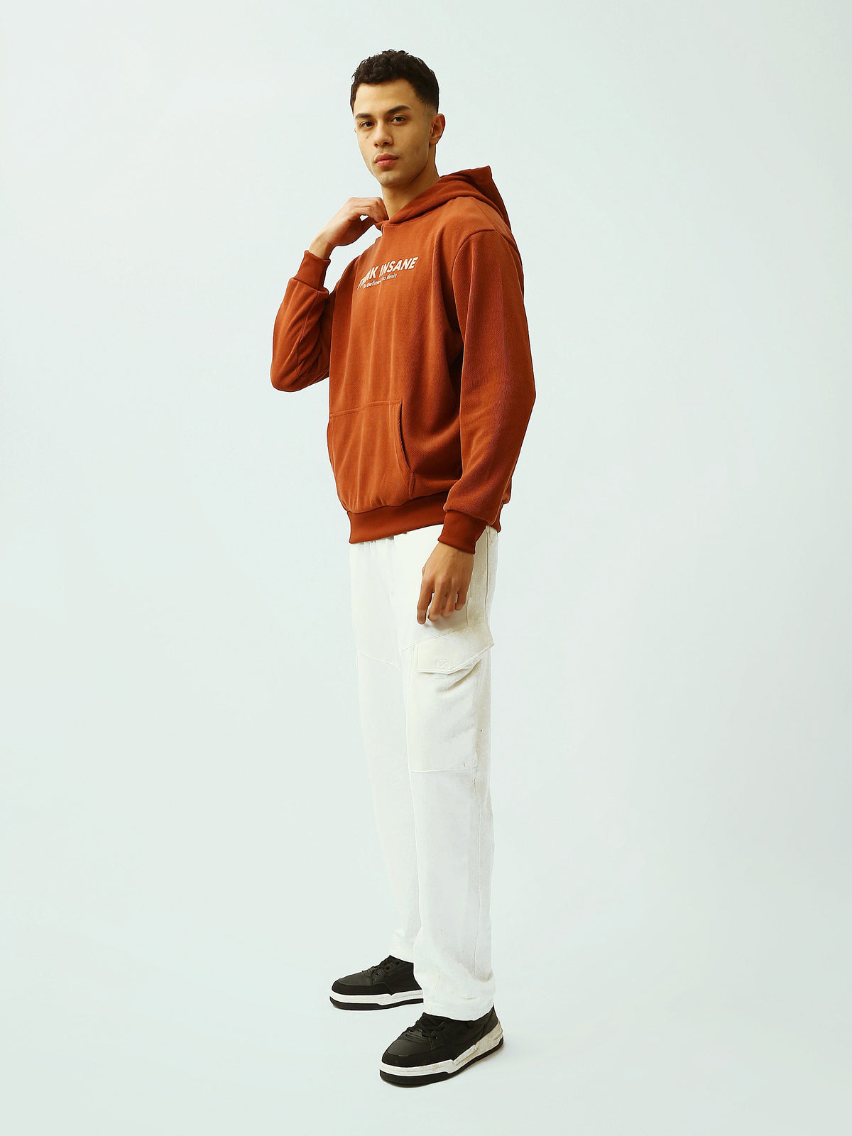 Sweat à Capuche Homme Brique avec Imprimé Think Insane – Style Streetwear - SWS26WHNK26530TM1