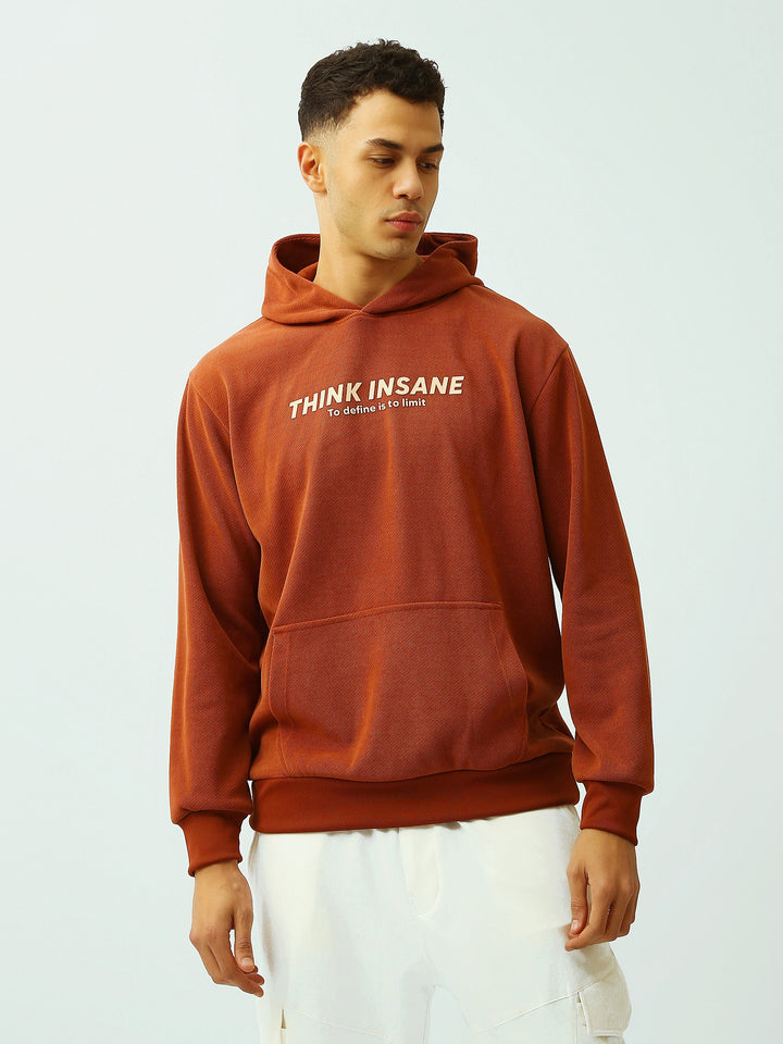 Sweat à Capuche Homme Brique avec Imprimé Think Insane – Style Streetwear - SWS26WHNK26530TM1