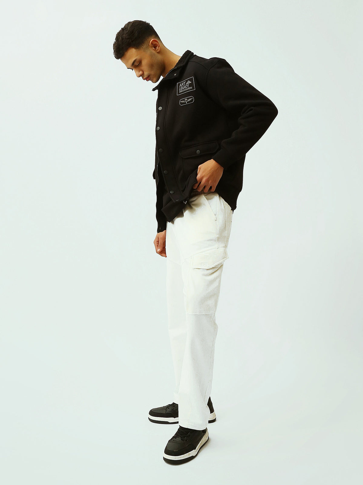 Veste Homme Noire à Col Montant avec Écussons – Style Streetwear - SWS26WZES26417TM1