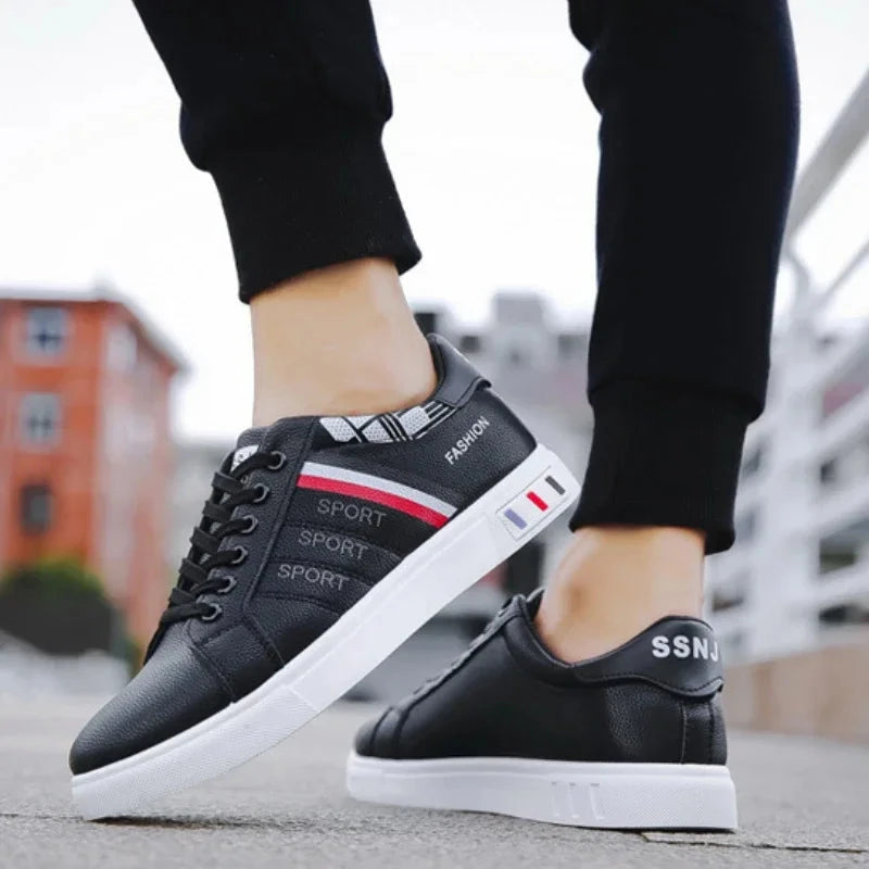 Men's Sneakers White Casual Shoes Lightweight Breathable Flats Fashion Lace-up Vulcanized Shoes Non Slip Outdoor Men Shoes Tenis MU Group