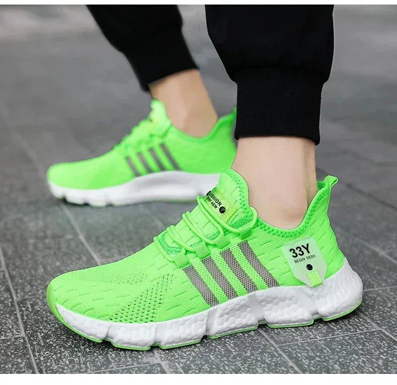 Chaussure Homme Sportive avec Semelle Blanche Élevée – Légère et Confortable pour l'Usage Quotidien