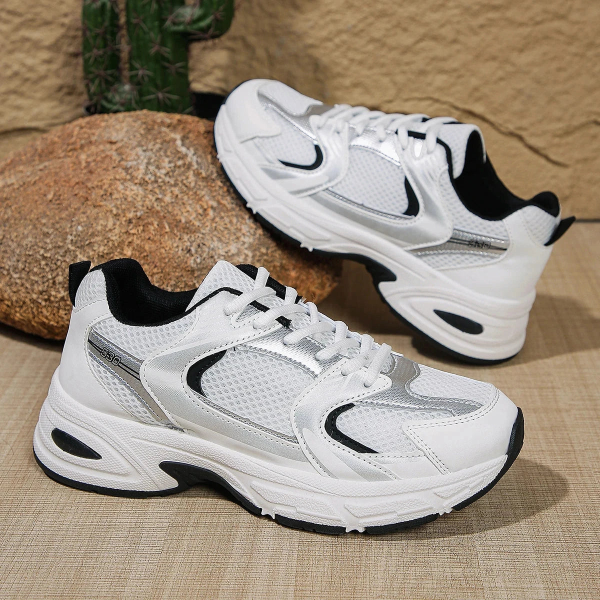 New Running Shoes Men's Breathable Sneakers Summer Light Mesh Air Cushion Women's Sneakers Outdoor Lace-up Training Shoes MU Group