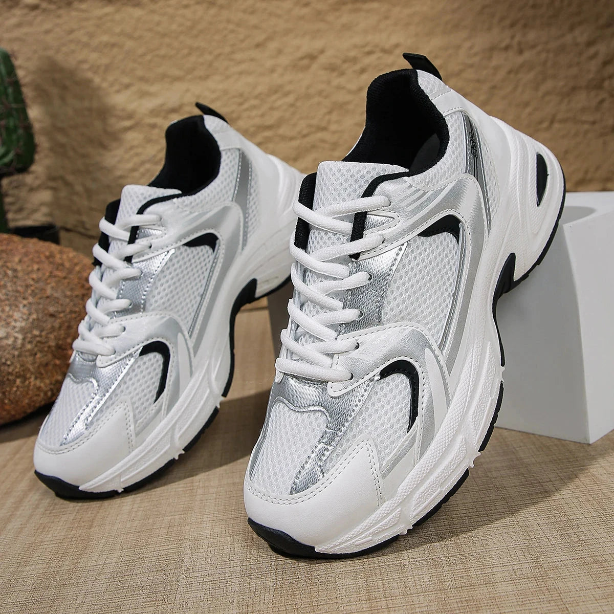 New Running Shoes Men's Breathable Sneakers Summer Light Mesh Air Cushion Women's Sneakers Outdoor Lace-up Training Shoes MU Group