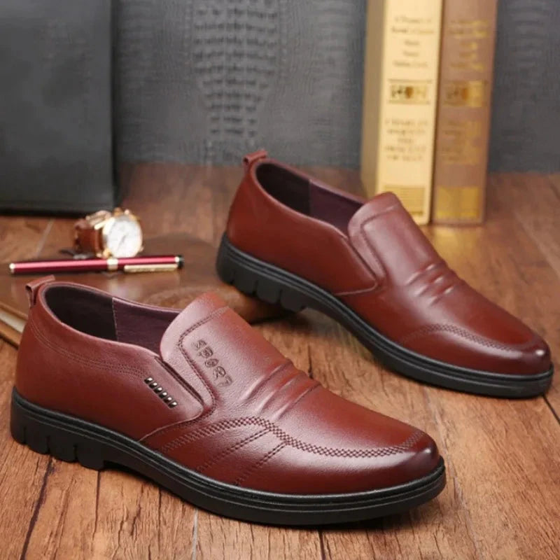 Men's Loafers Classic Business Dress Shoes 2025 New Casual Leather Shoes Slip-on Driving Shoes Men's Soft Leather Shoe Moccasins MU Group