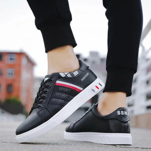 Men's Sneakers White Casual Shoes Lightweight Breathable Flats Fashion Lace-up Vulcanized Shoes Non Slip Outdoor Men Shoes Tenis MU Group