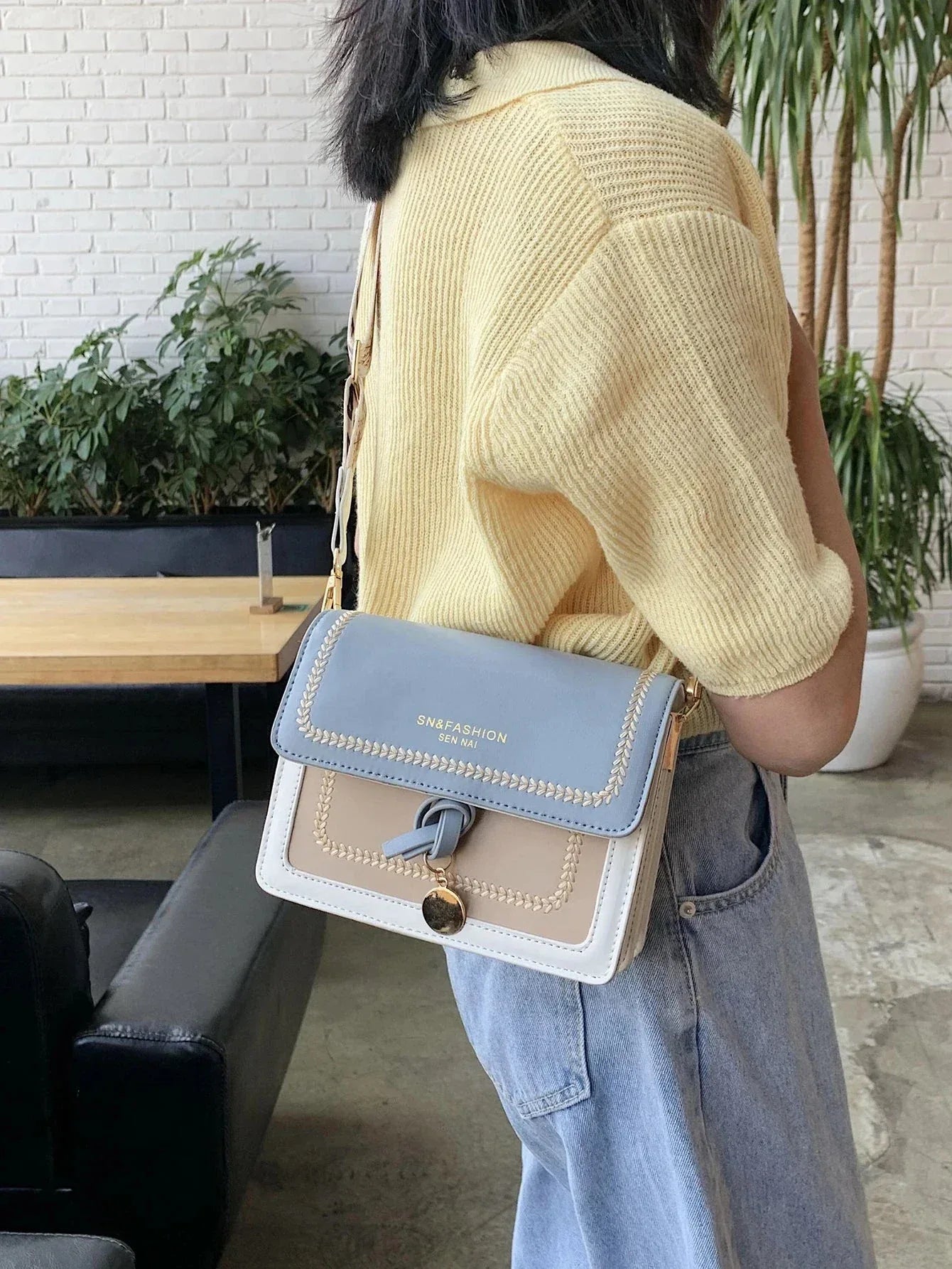 Sac à Main Femme Tendance – Sac Crossbody Petit Carré, Sac Bandoulière avec Bandoulière Large et Couleur Contrastée - Justyol