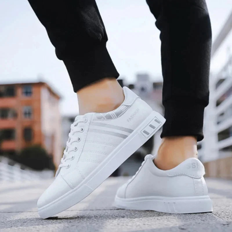 Men's Sneakers White Casual Shoes Lightweight Breathable Flats Fashion Lace-up Vulcanized Shoes Non Slip Outdoor Men Shoes Tenis MU Group