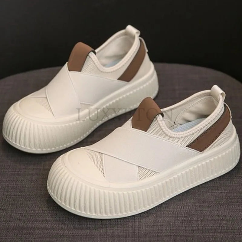 Thick Soled Round Toe Low Cut Canvas Shoes with Mesh Surface for Comfort Breathability and Versatile Casual Board Shoes