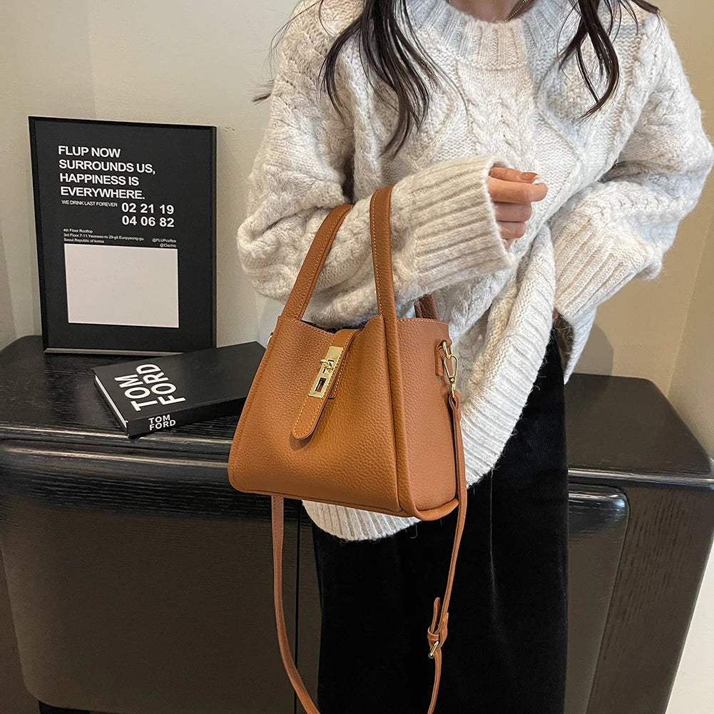 Petit Sac Bandoulière Femme en PU Cuir – Sac Rétro à Fermeture Magnétique