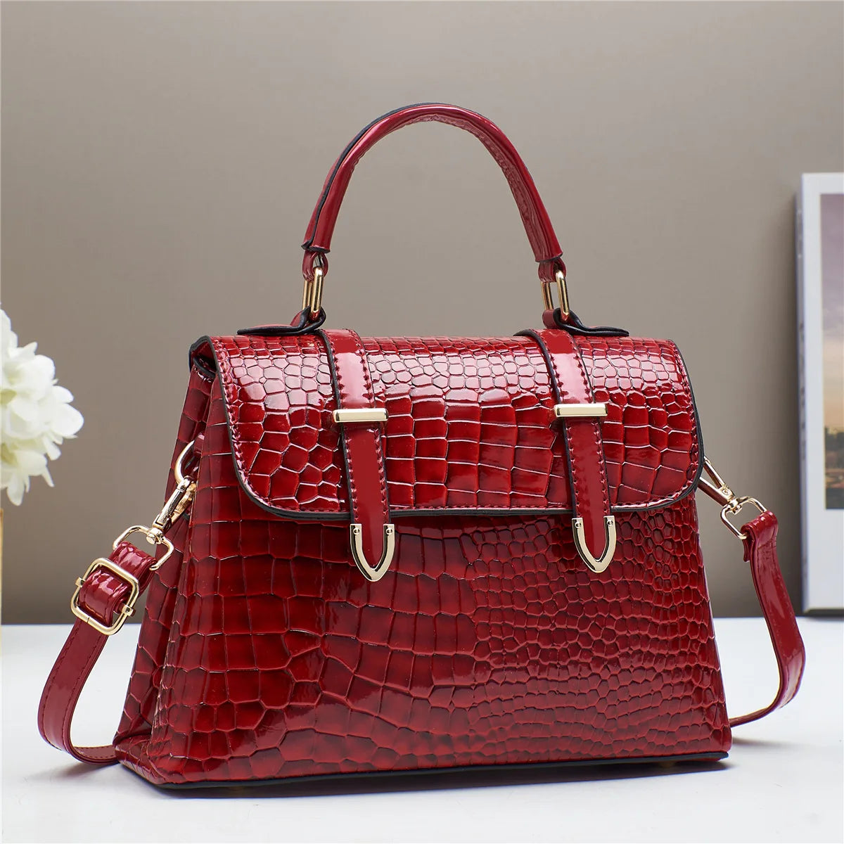 Sac à Main Femme de Luxe en Cuir Verni Embossé Crocodile – Sac Bandoulière Élégant