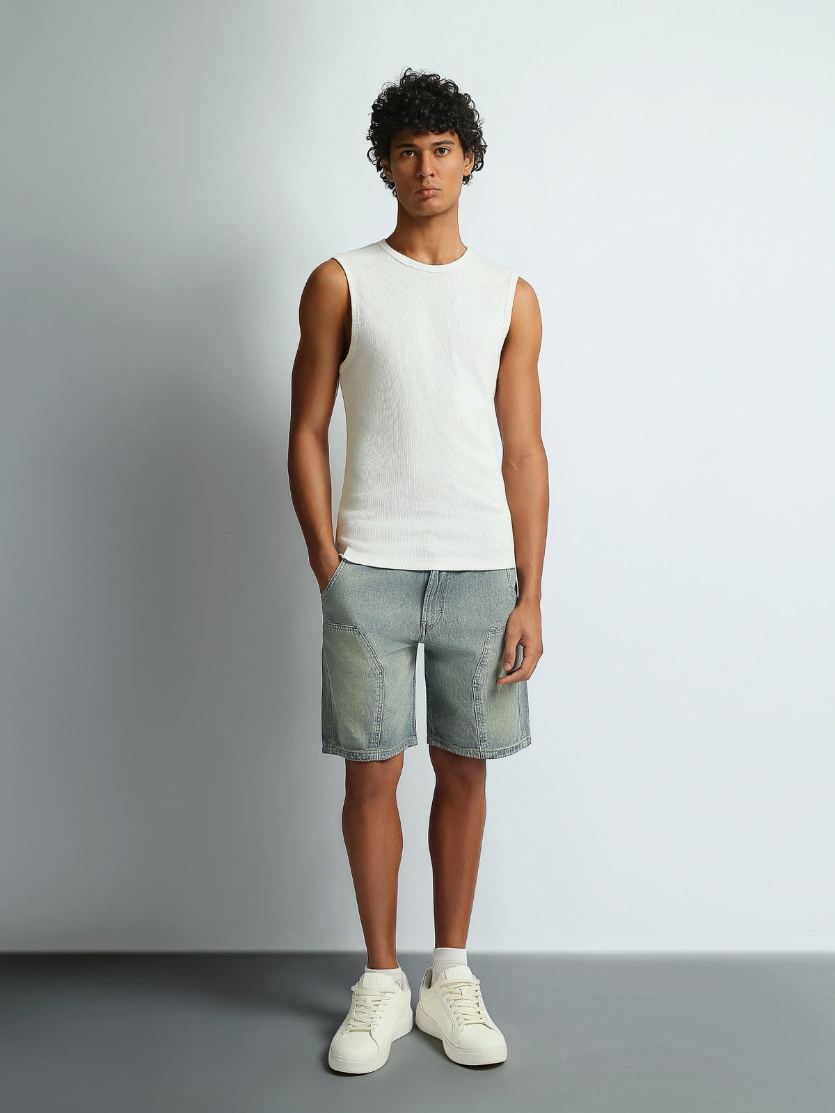 Débardeur Homme Regular Fit à Col Rond - TNK26S20800002TM1