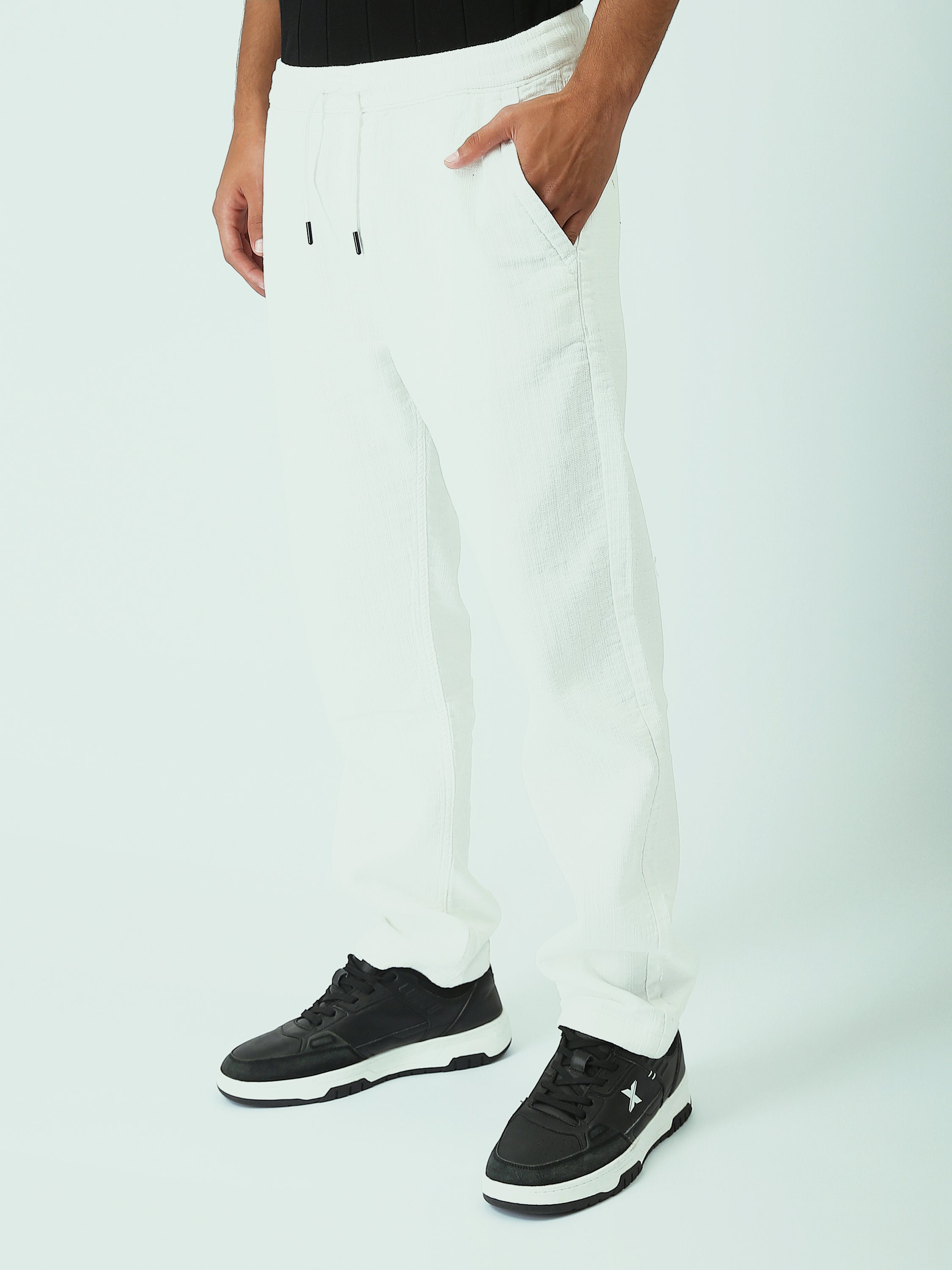 بنطلون رجالي بقصّة مريحة – ستايل كاجوال ومتعدد الاستخدامات - TRO25SLKR23586TM1