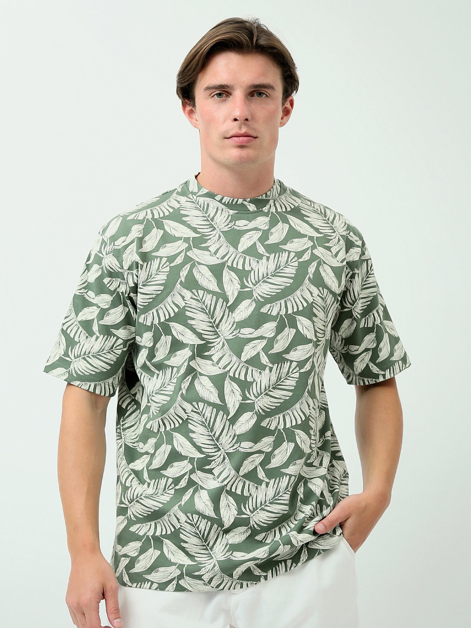 <tc>T-shirt pour hommes avec motif de feuilles - TSH24SARS20133TM1</tc>