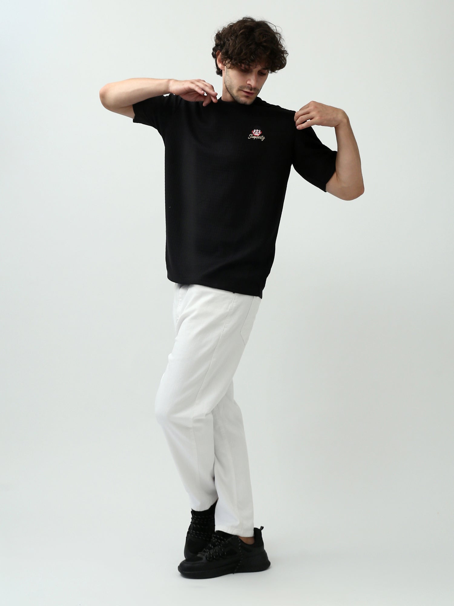 T-shirt pour homme noir élégant -TSH24SBRO20010TM1