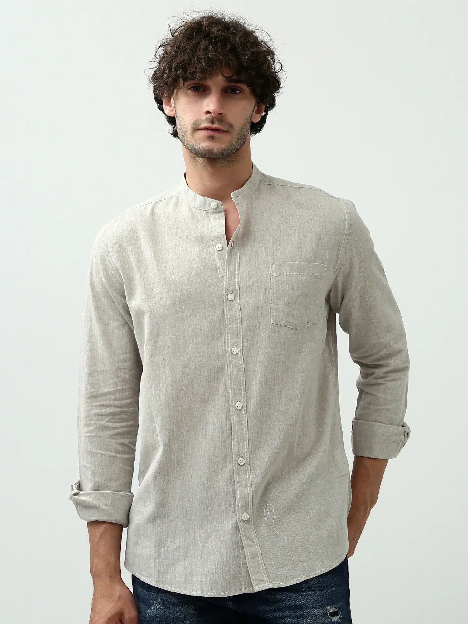 Chemise homme à manches longues, coupe moderne et design élégant.  - SHI24SEIS19429TM1