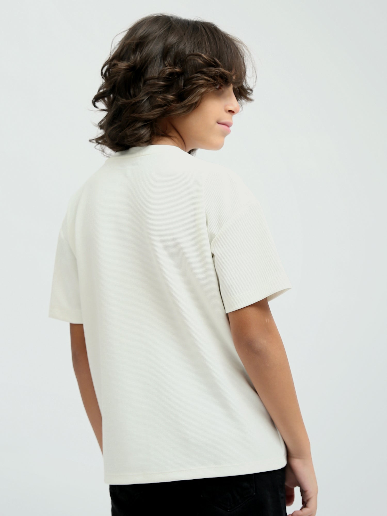 T-shirt garçon au design moderne avec imprimé coloré – Confortable et élégant – TSH24SPRO32640TB1