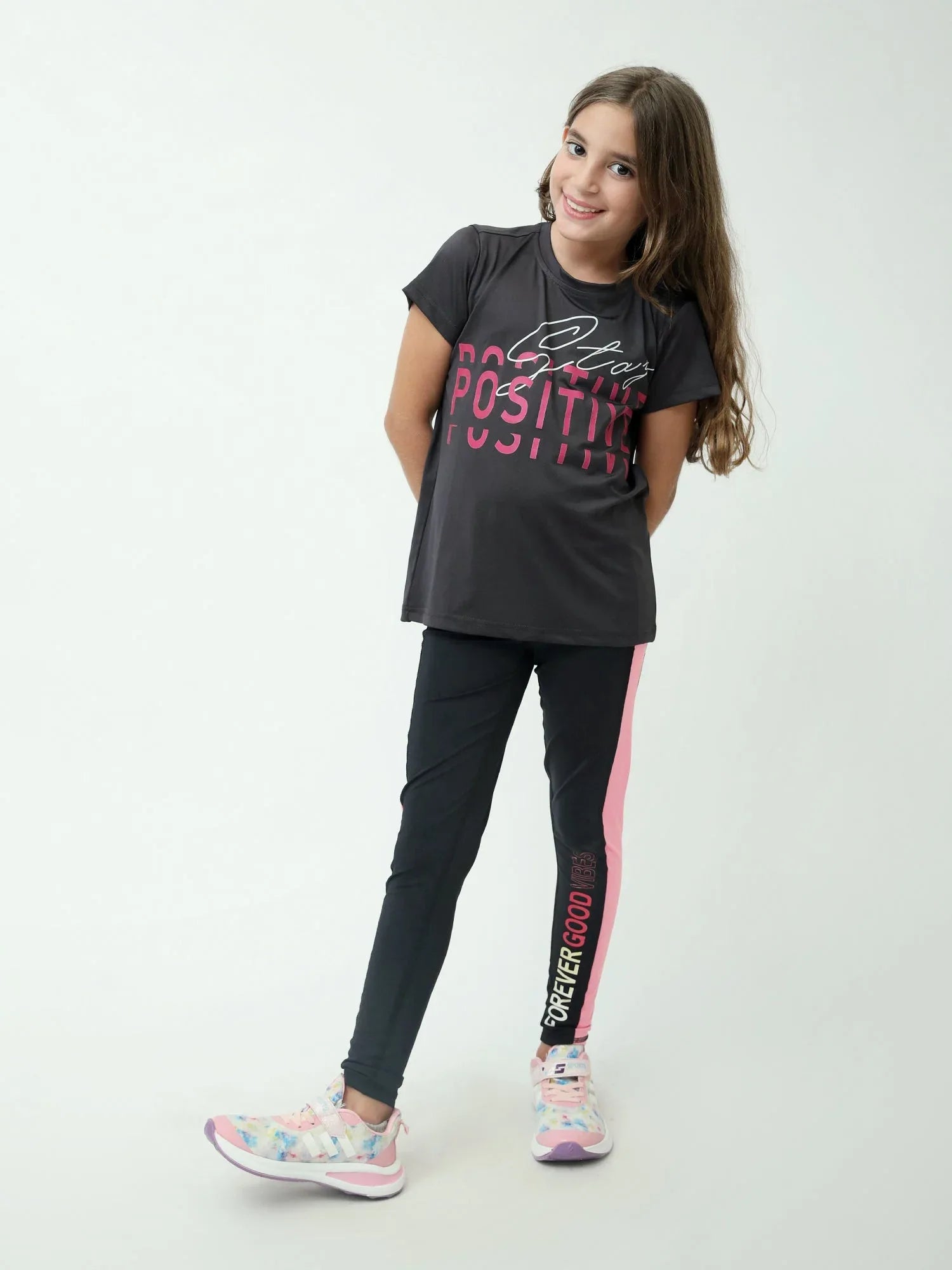 T-shirt fille à manches courtes, message Stay Positive – TSH24SPRR71089MG1 - Justyol