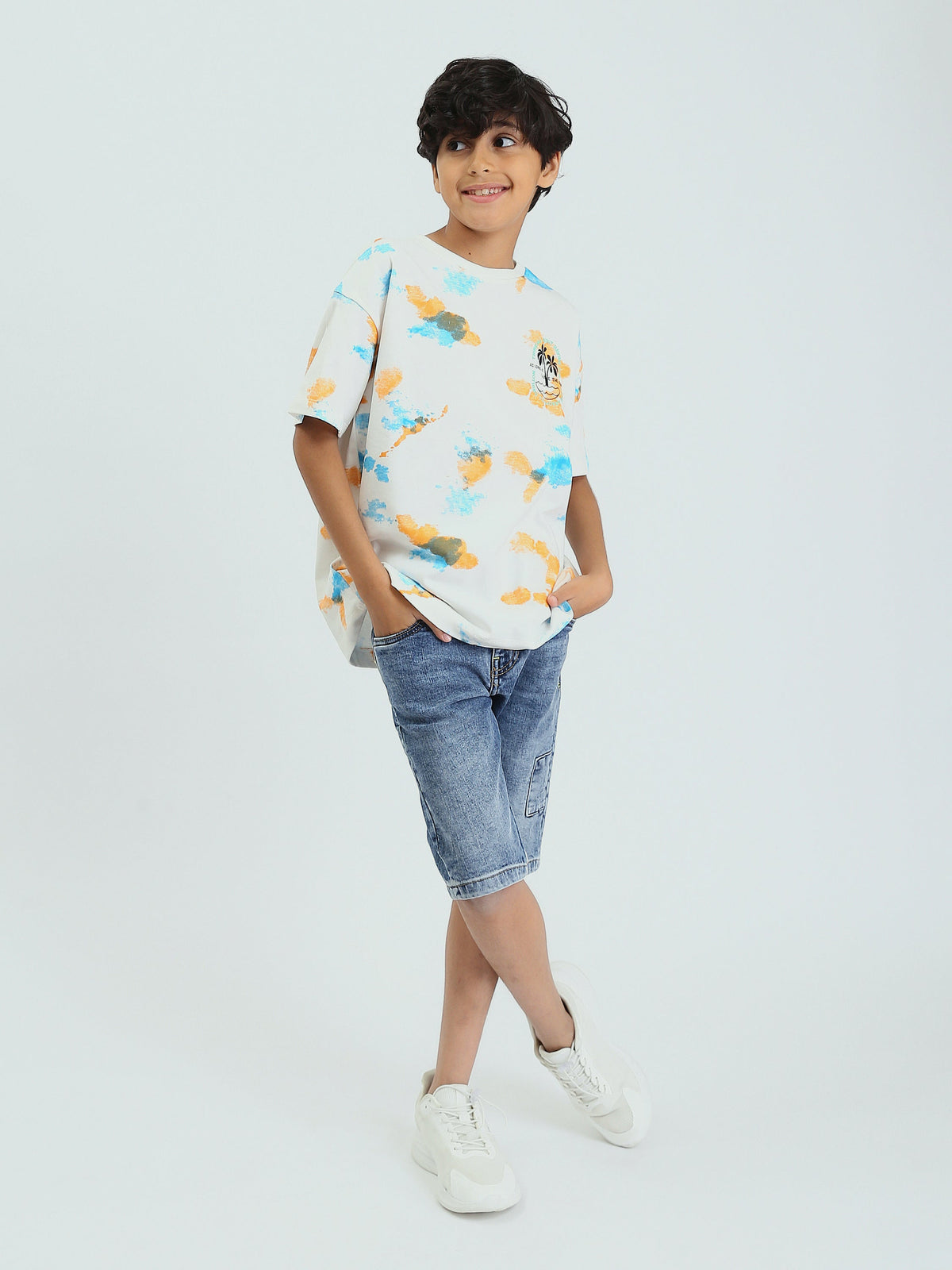 T-shirt enfant garçon d’été à imprimé artistique et palmiers – TSH25SARO32680TB1